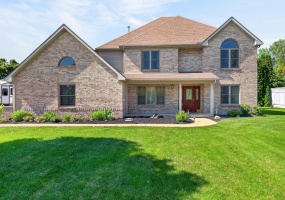 1665 Marby Drive, Troy, Ohio 45373, 4 Bedrooms Bedrooms, ,2 BathroomsBathrooms,Residential,For Sale,Marby,1046001