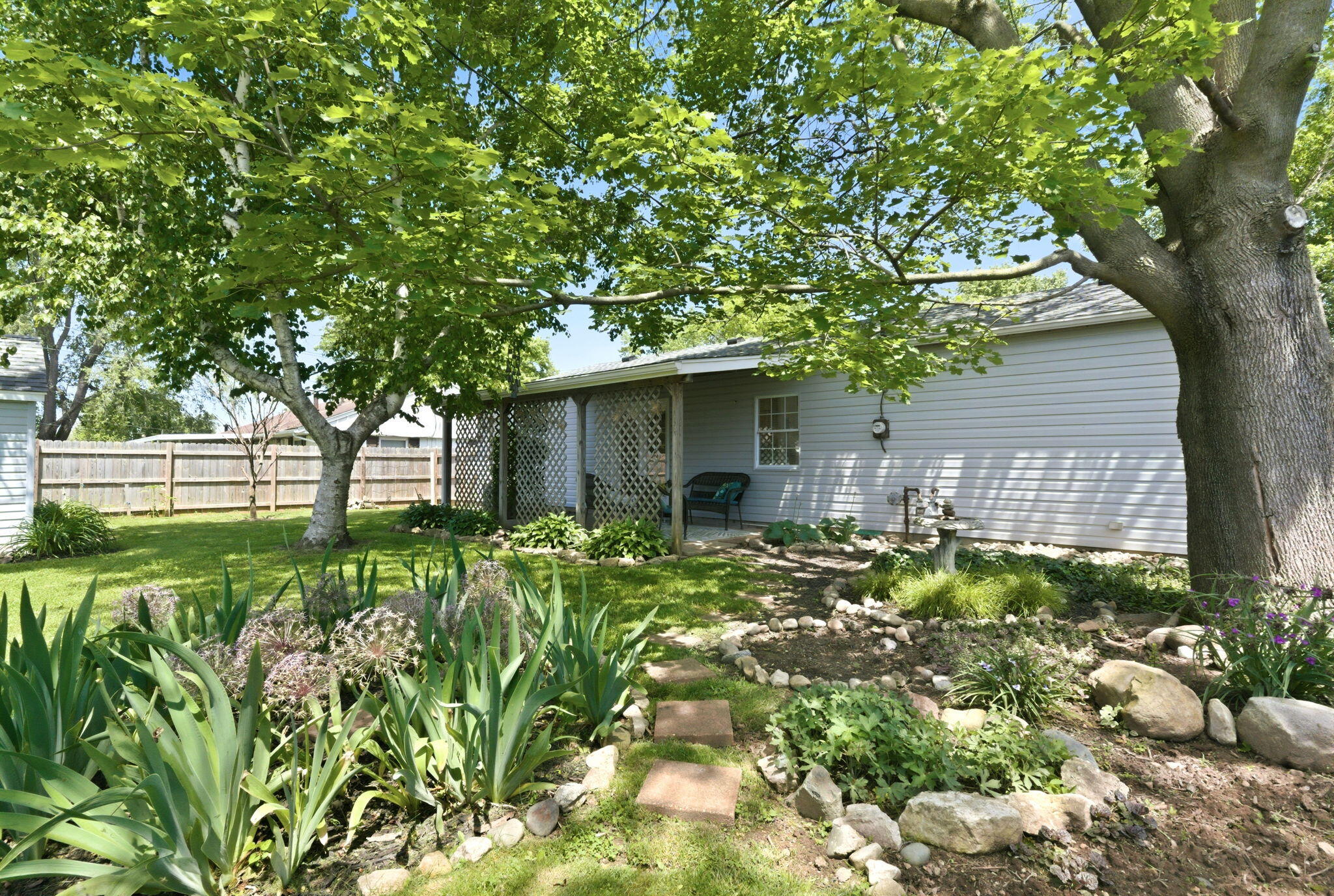 613 Weinland Street, New Carlisle, Ohio 45344