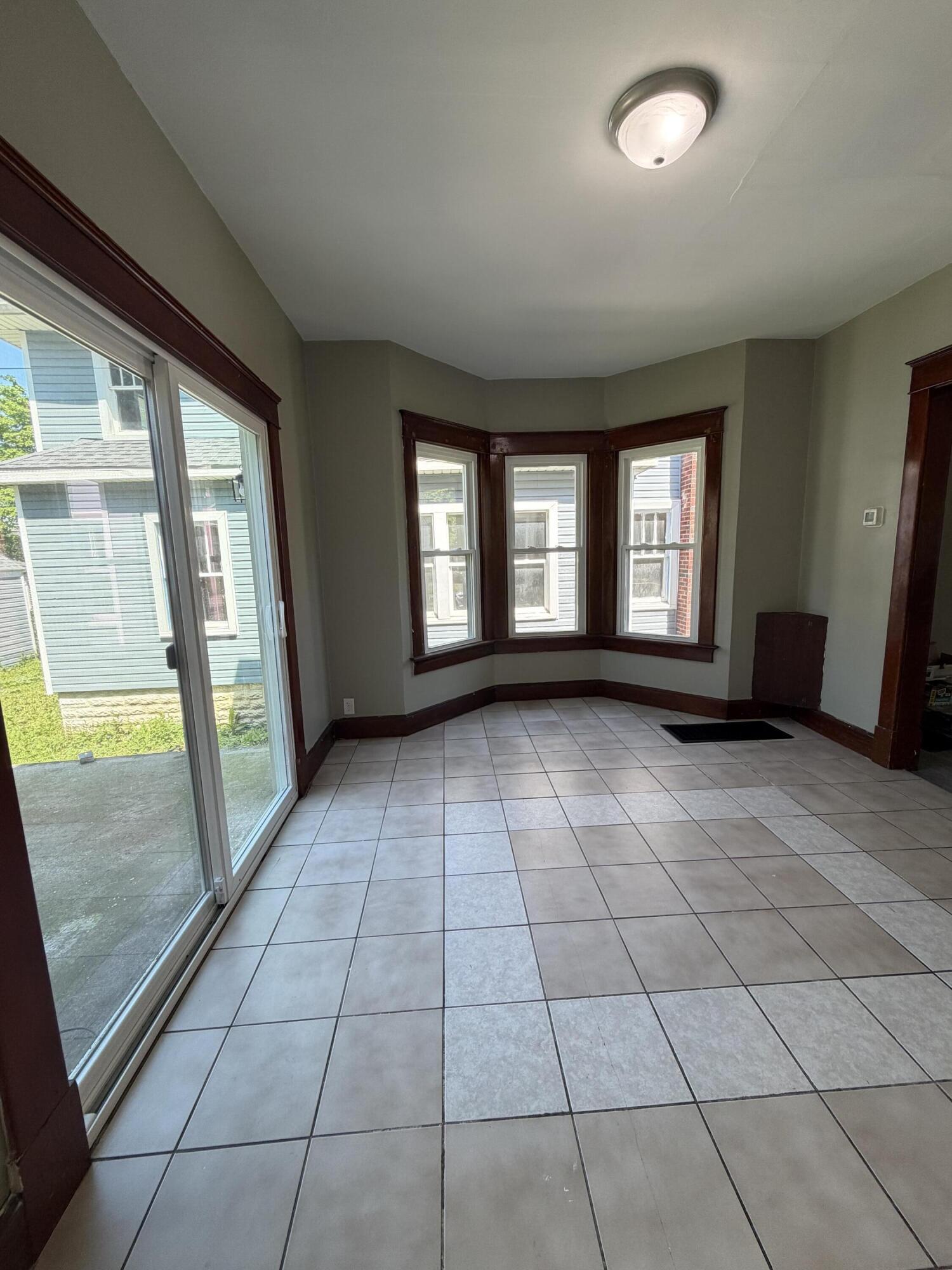918 Richie Avenue, Lima, Ohio 45805