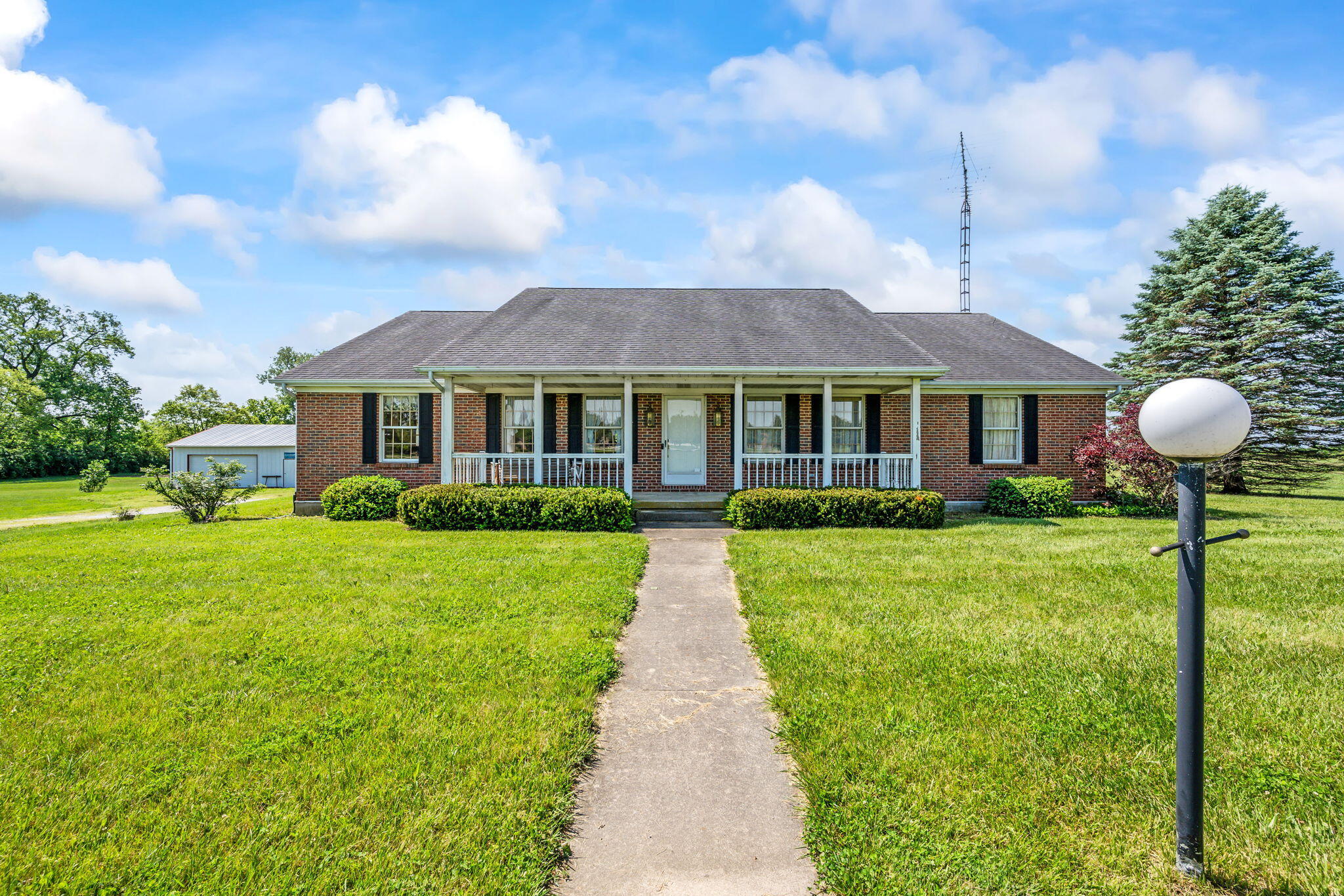 7624 State Route 41, Troy, Ohio 45373