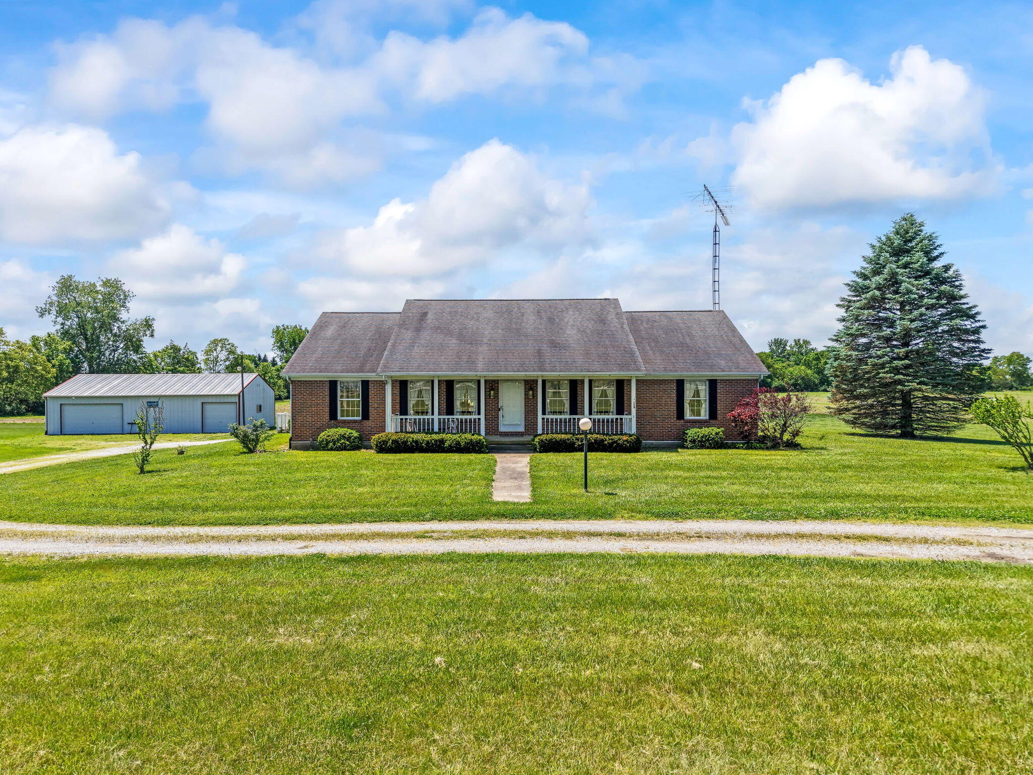 7624 State Route 41, Troy, Ohio 45373