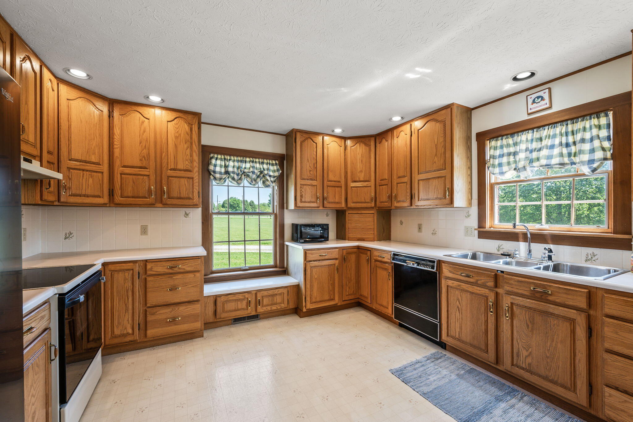 7624 State Route 41, Troy, Ohio 45373