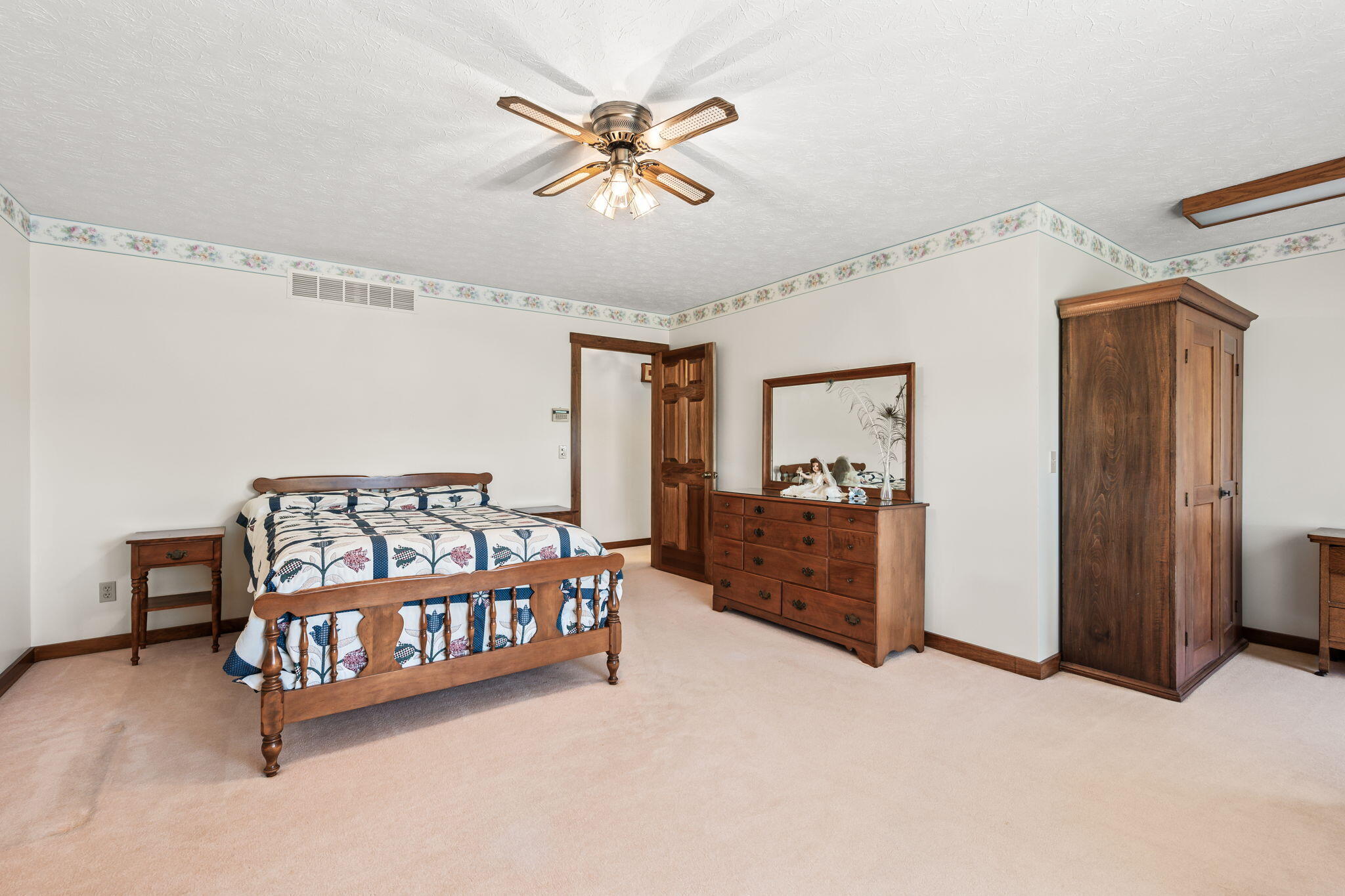 7624 State Route 41, Troy, Ohio 45373