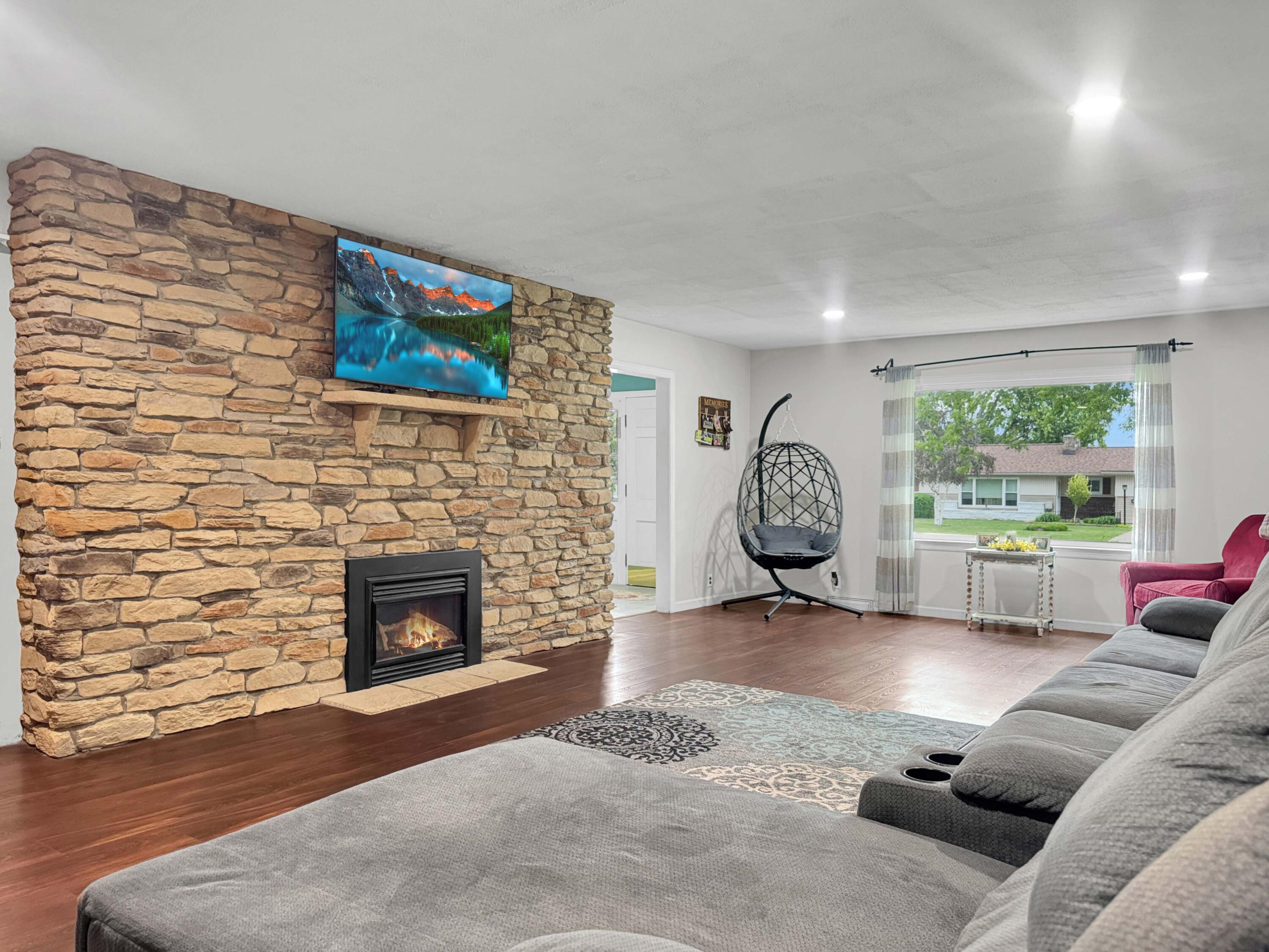 1552 Grimes Circle, Urbana, Ohio 43078