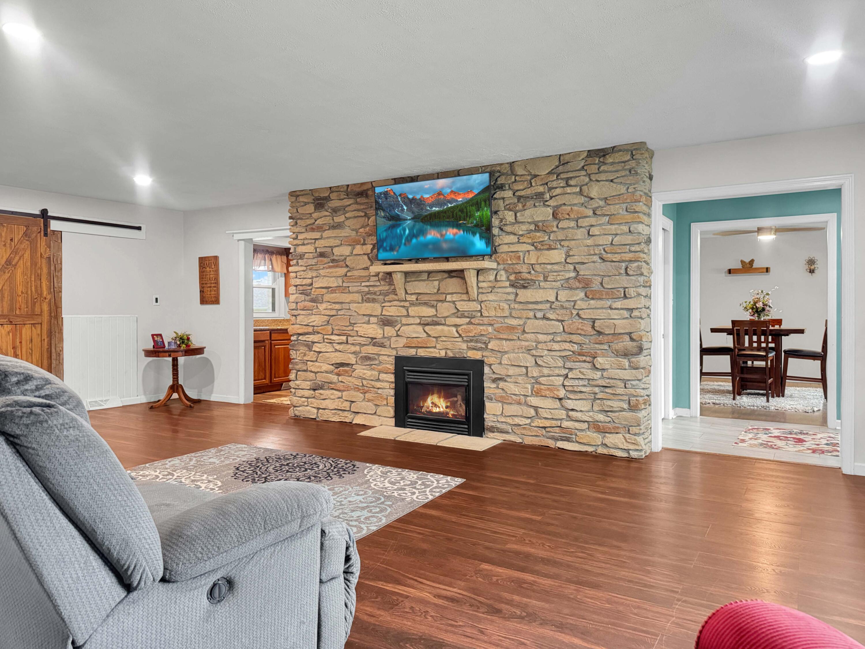 1552 Grimes Circle, Urbana, Ohio 43078