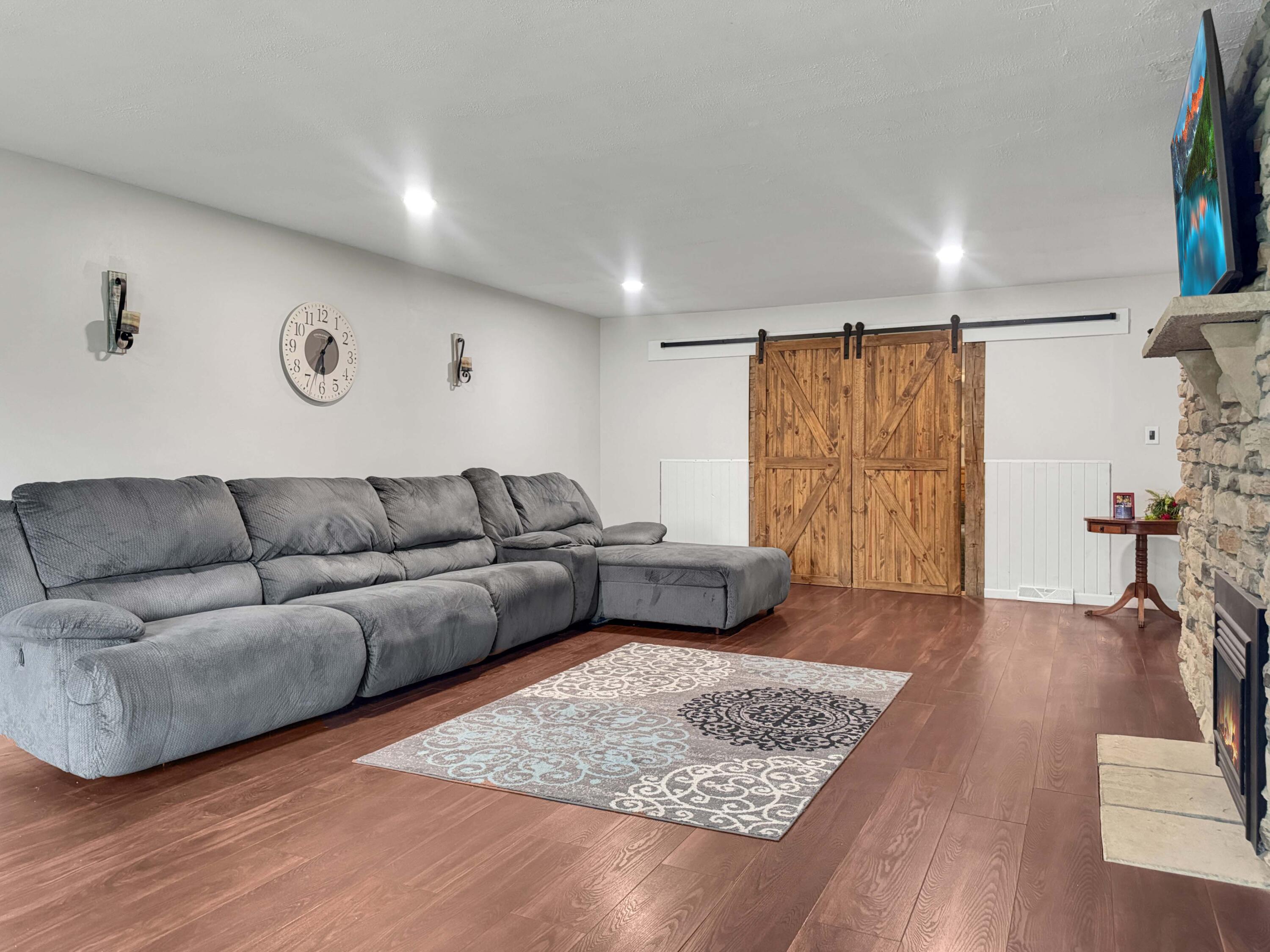 1552 Grimes Circle, Urbana, Ohio 43078