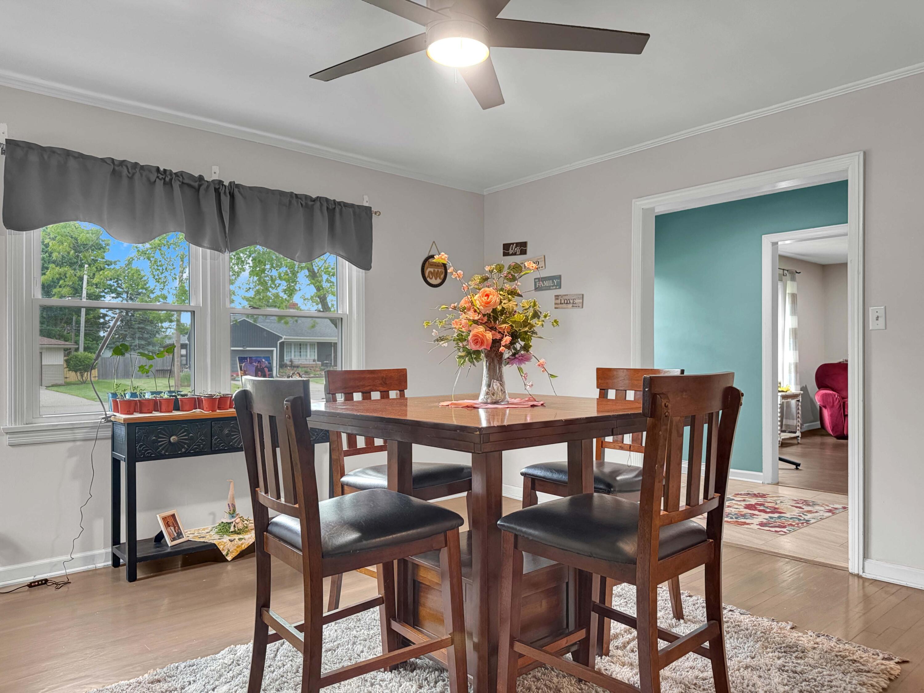 1552 Grimes Circle, Urbana, Ohio 43078