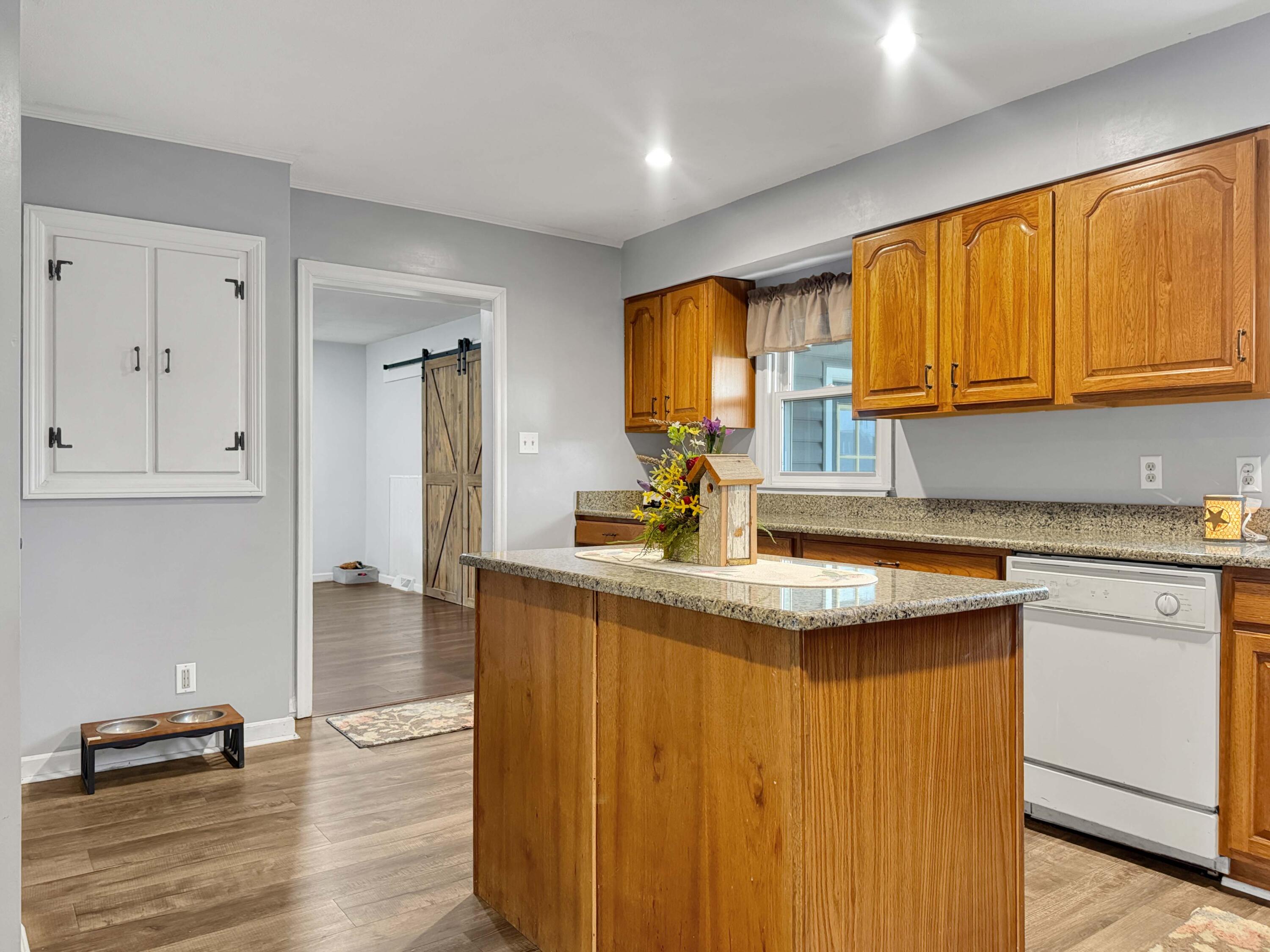 1552 Grimes Circle, Urbana, Ohio 43078