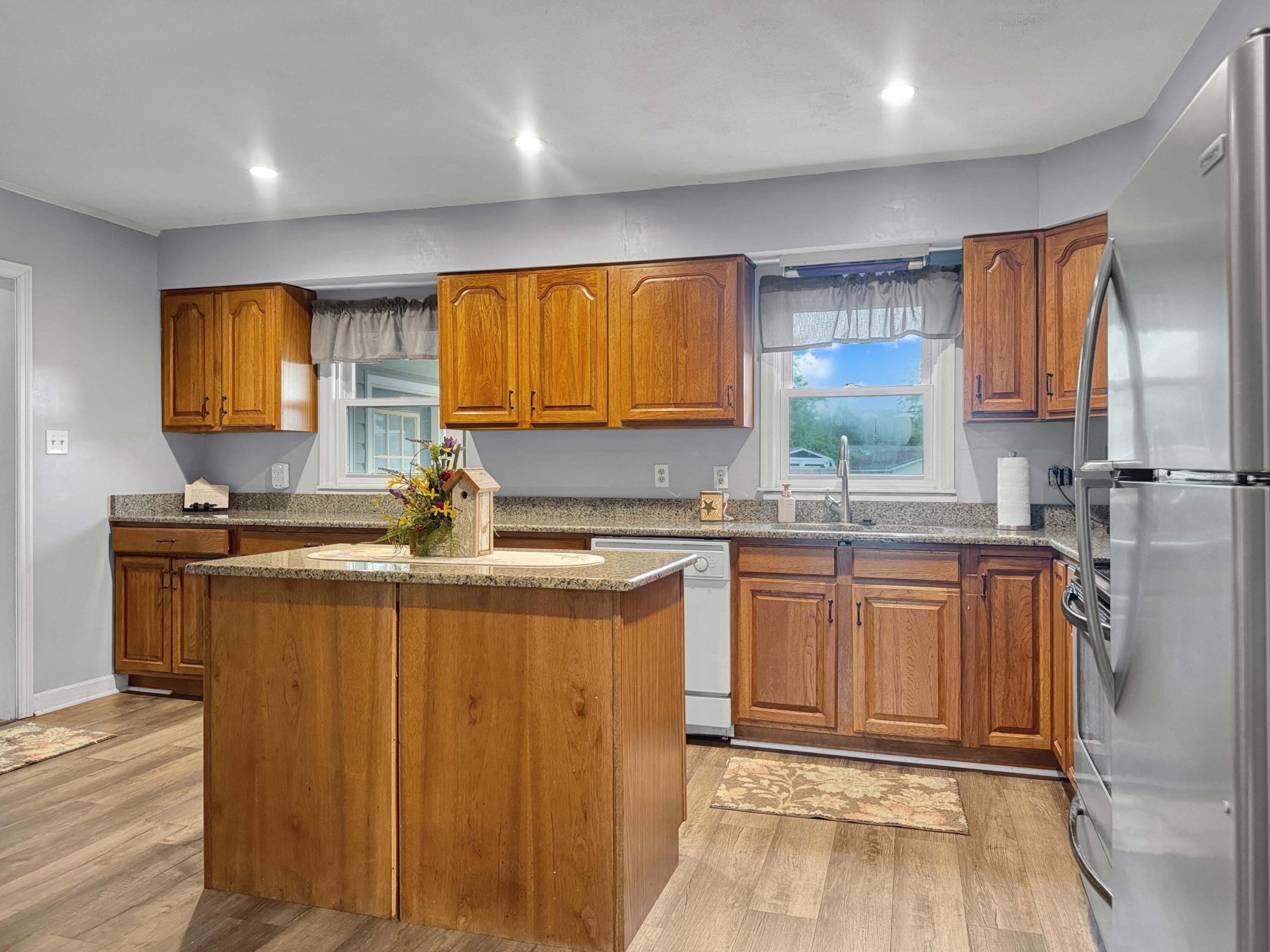 1552 Grimes Circle, Urbana, Ohio 43078