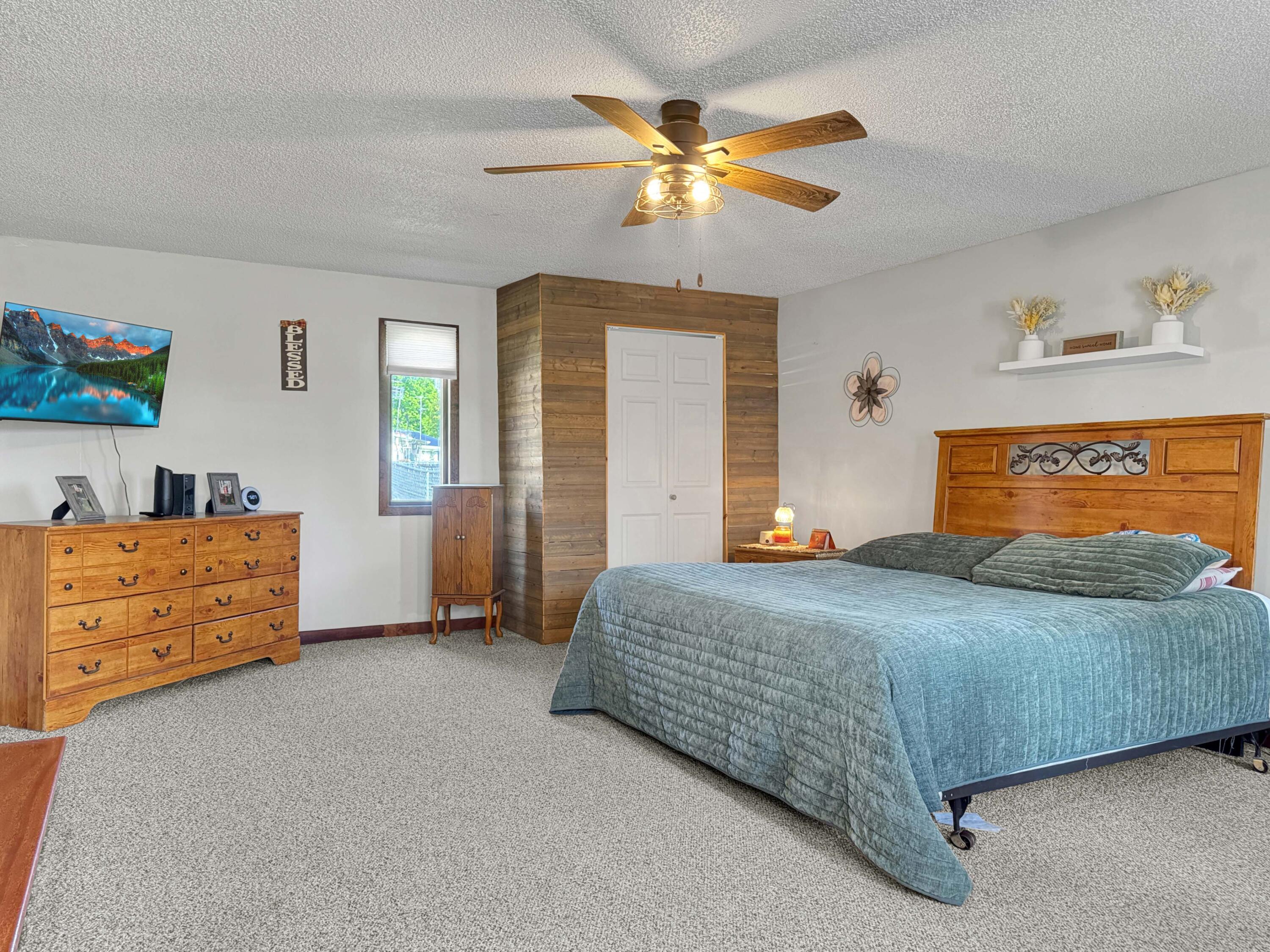 1552 Grimes Circle, Urbana, Ohio 43078