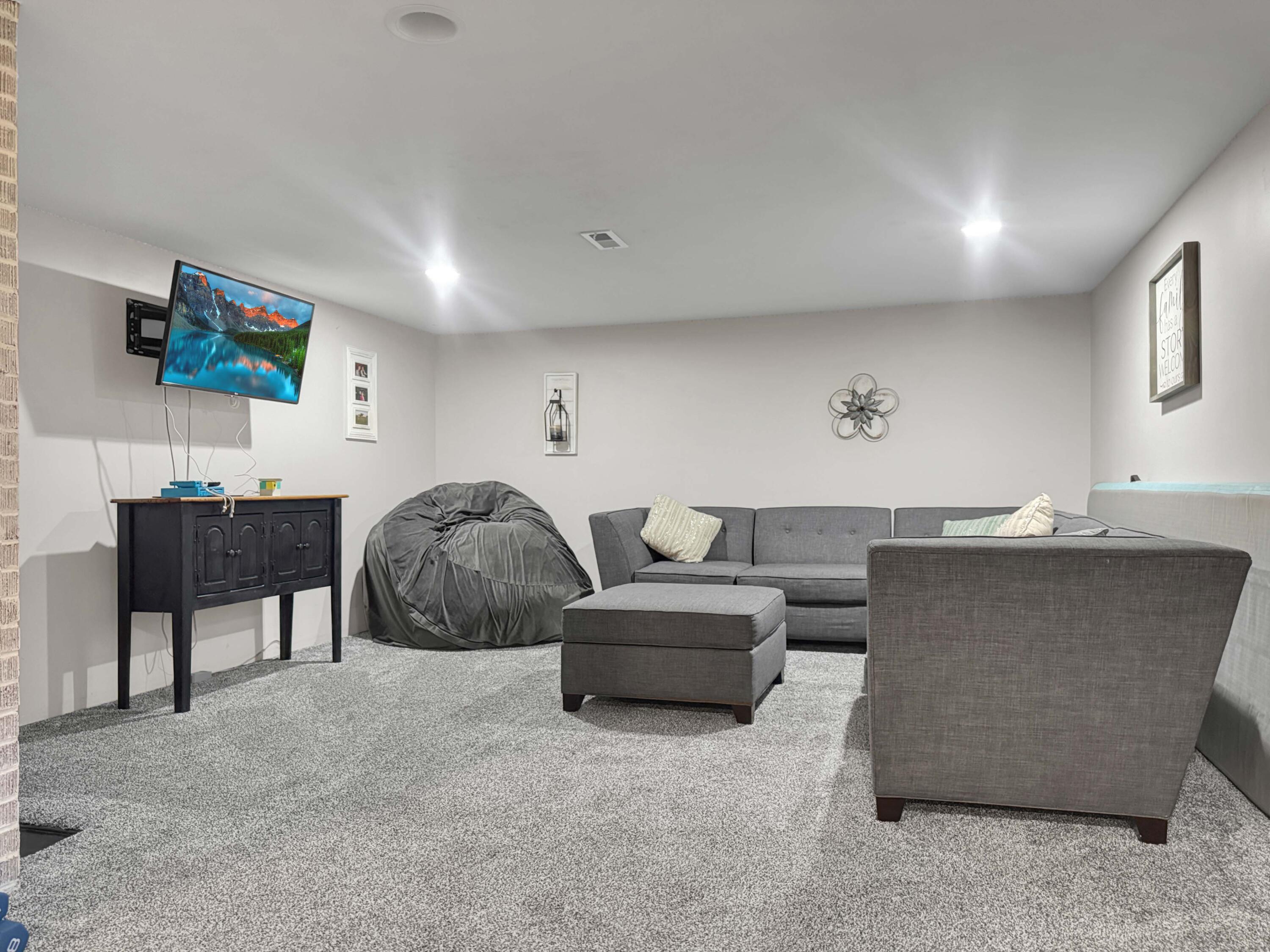 1552 Grimes Circle, Urbana, Ohio 43078