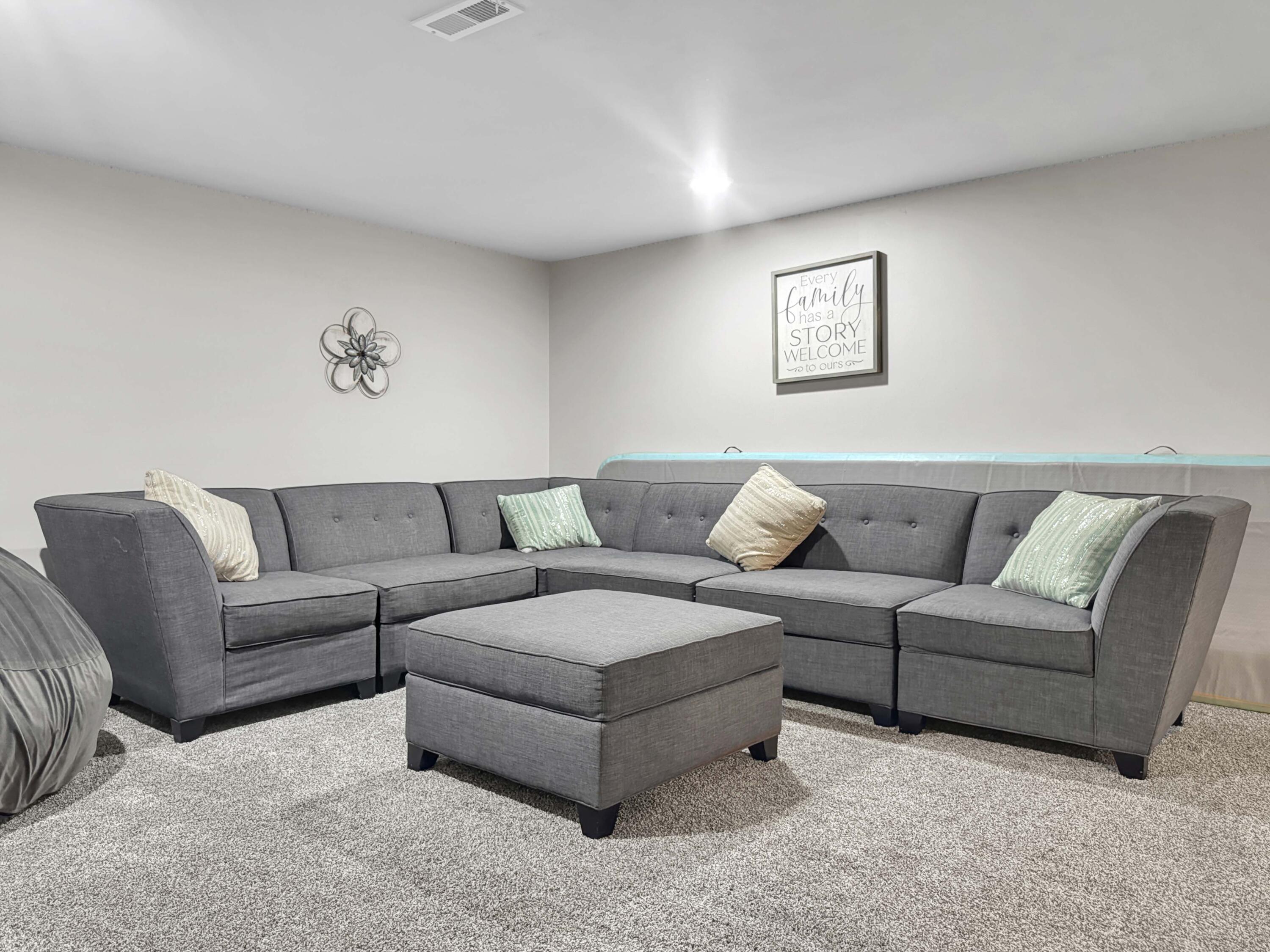 1552 Grimes Circle, Urbana, Ohio 43078