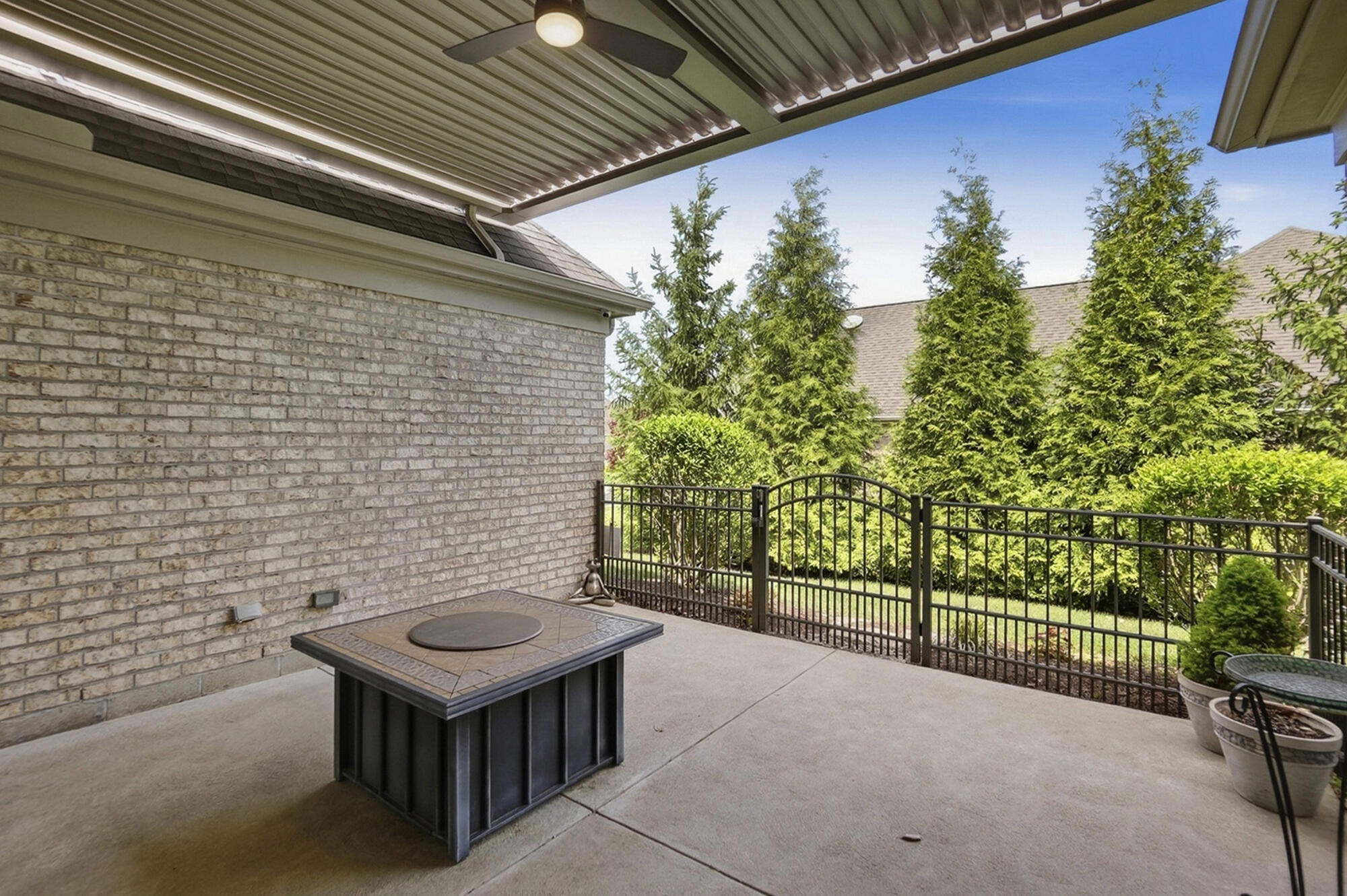 2370 Spring Rose Drive, Dayton, Ohio 45459