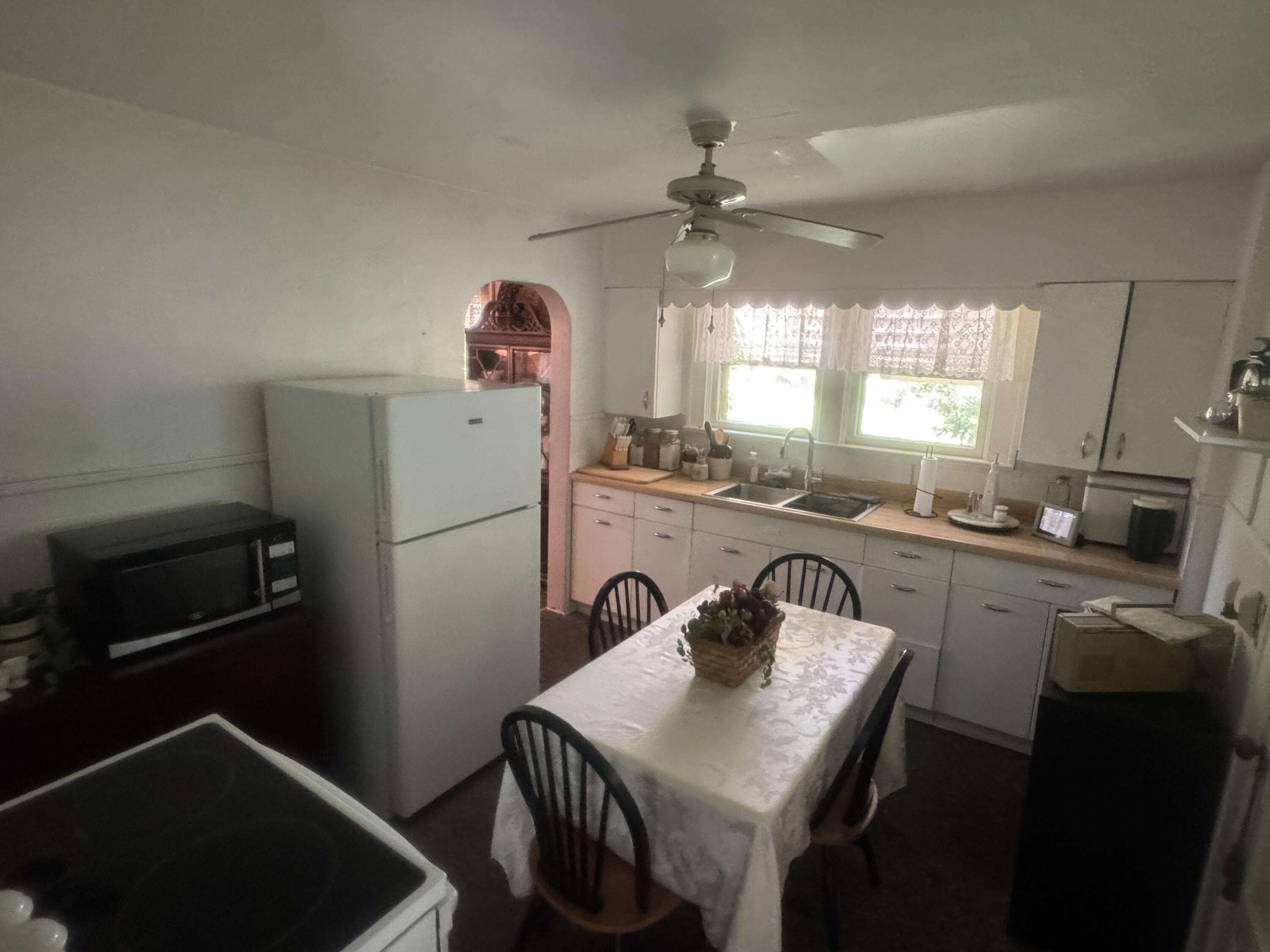 375 Ridge Road, Springfield, Ohio 45503