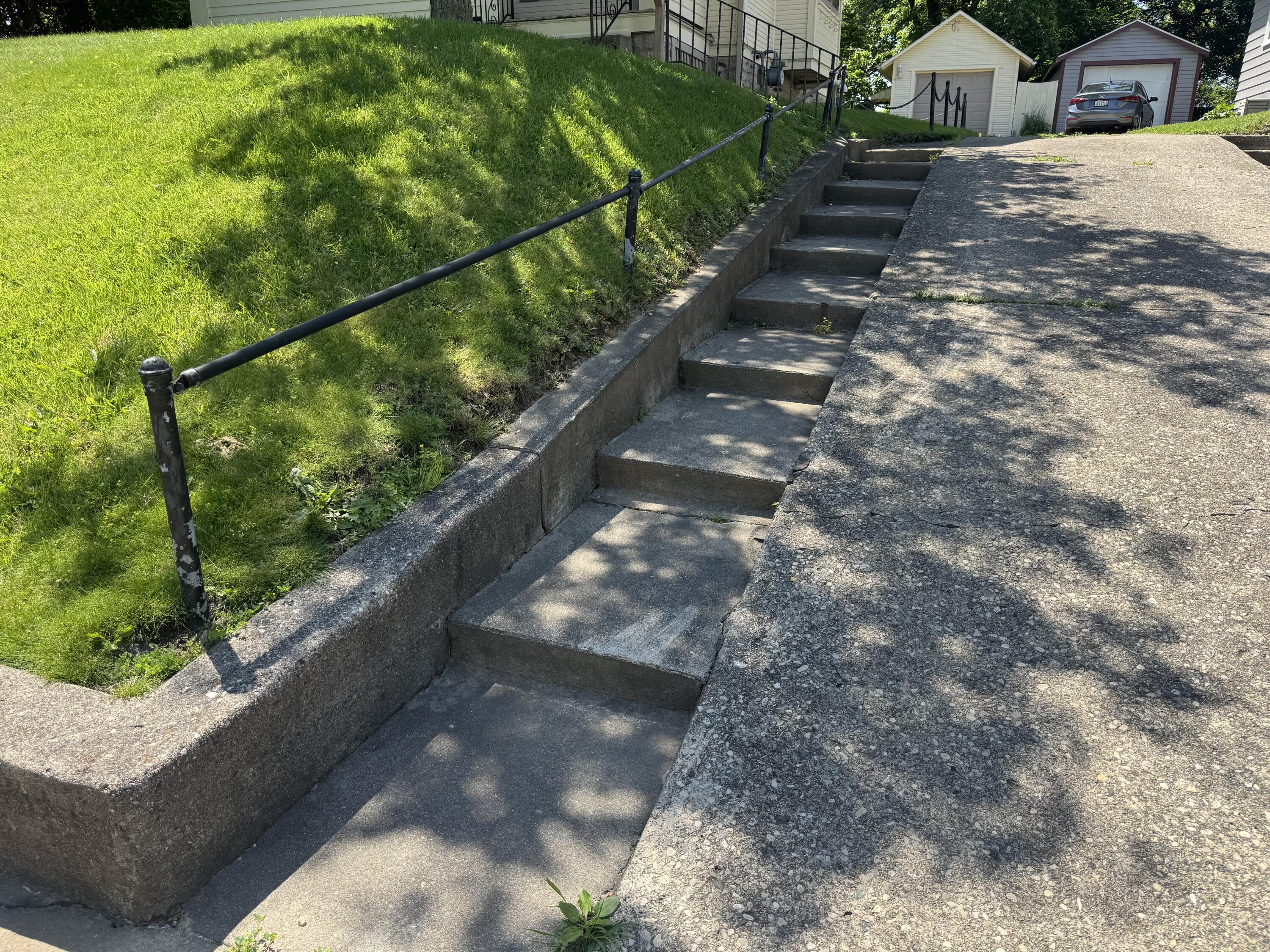 375 Ridge Road, Springfield, Ohio 45503