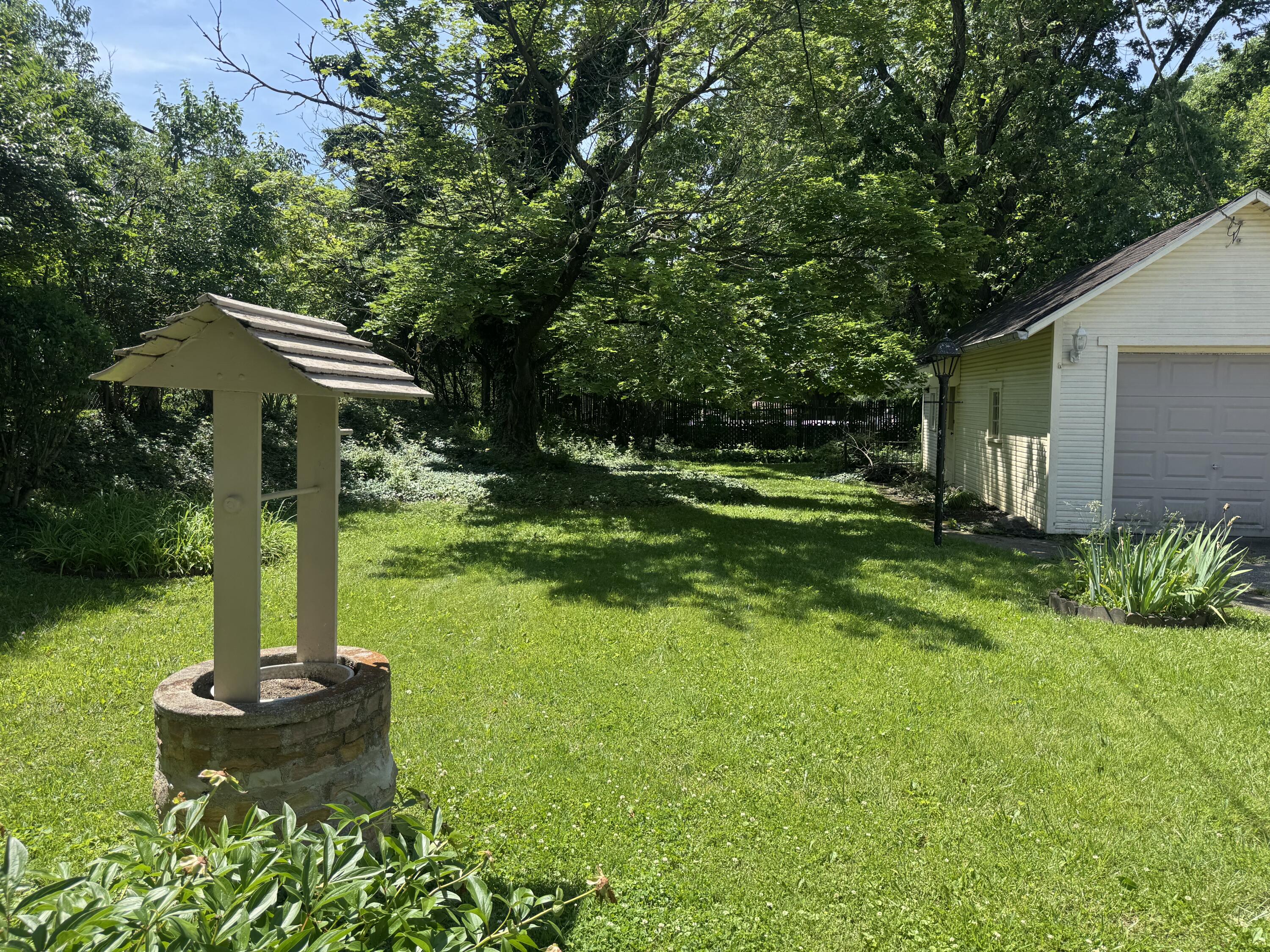 375 Ridge Road, Springfield, Ohio 45503