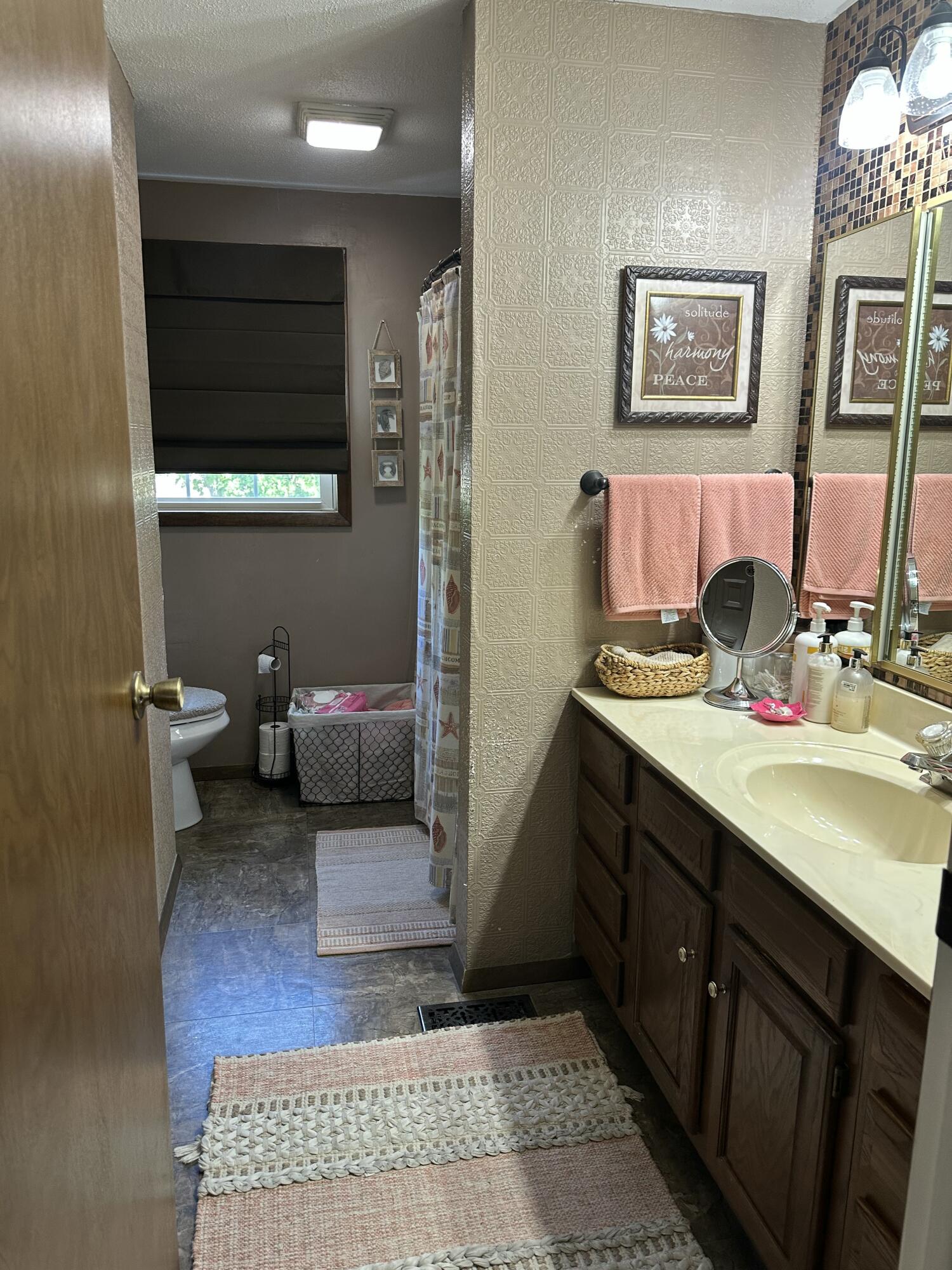 1814 Carlyle Drive, Piqua, Ohio 45356