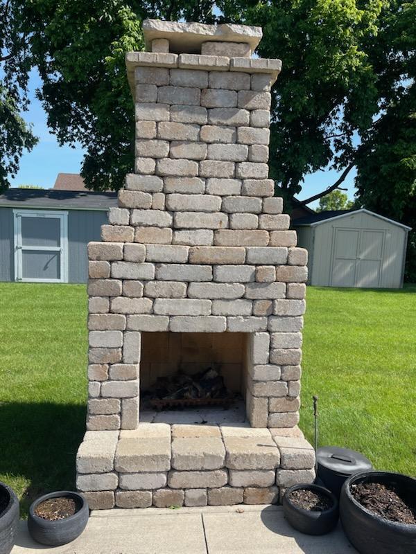 1814 Carlyle Drive, Piqua, Ohio 45356