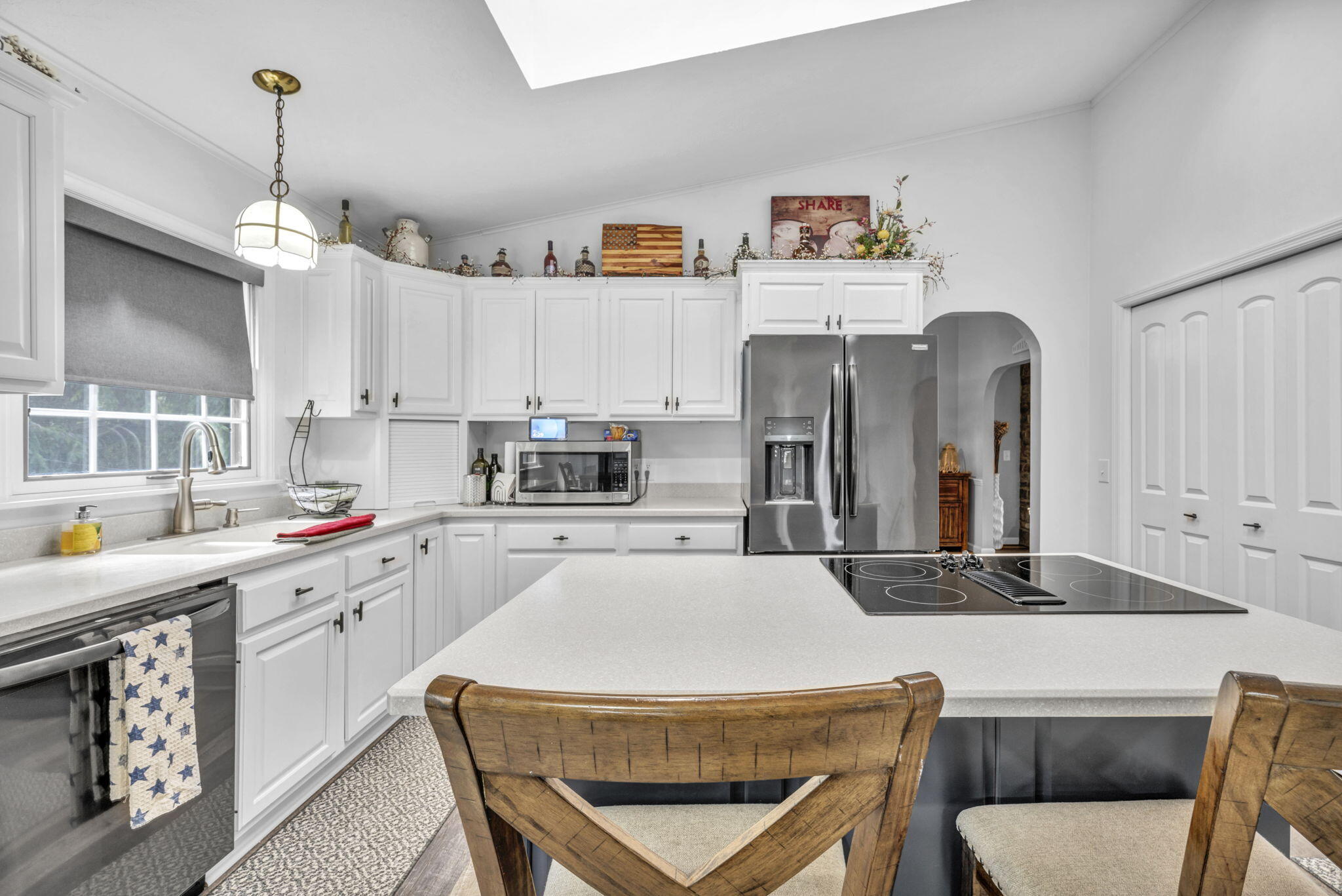 141 Camelot Drive, Urbana, Ohio 43078