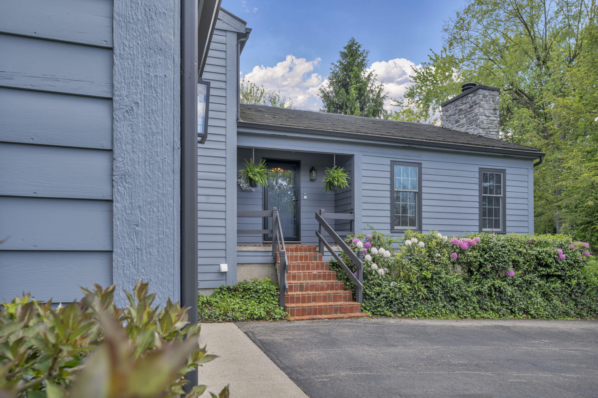 141 Camelot Drive, Urbana, Ohio 43078