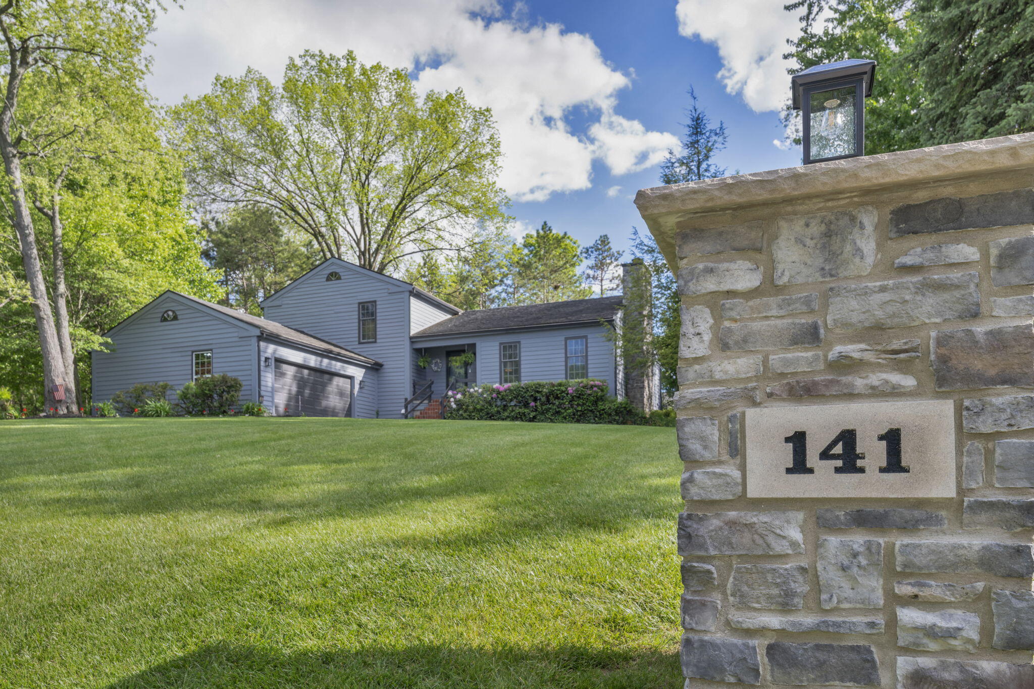 141 Camelot Drive, Urbana, Ohio 43078