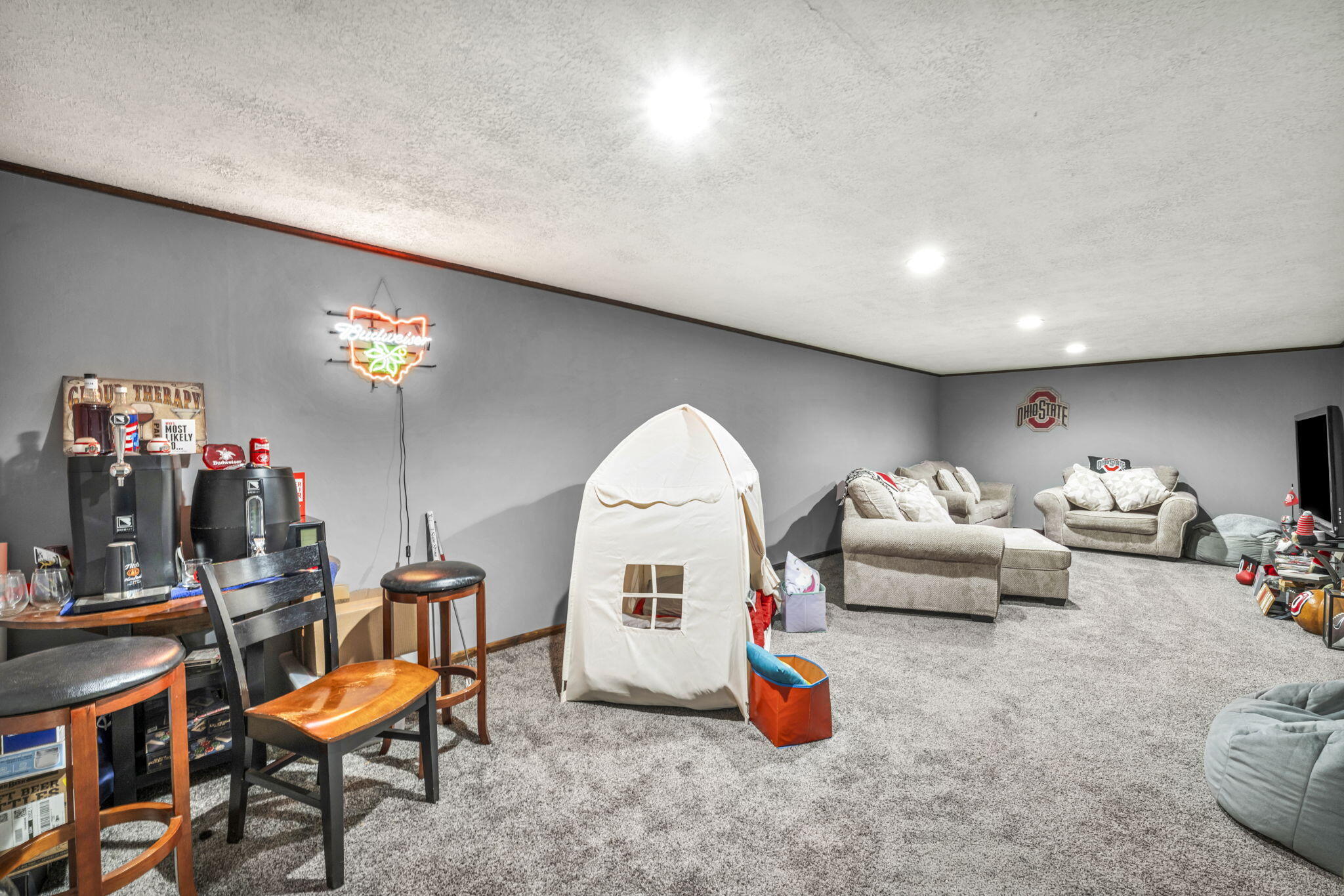 141 Camelot Drive, Urbana, Ohio 43078