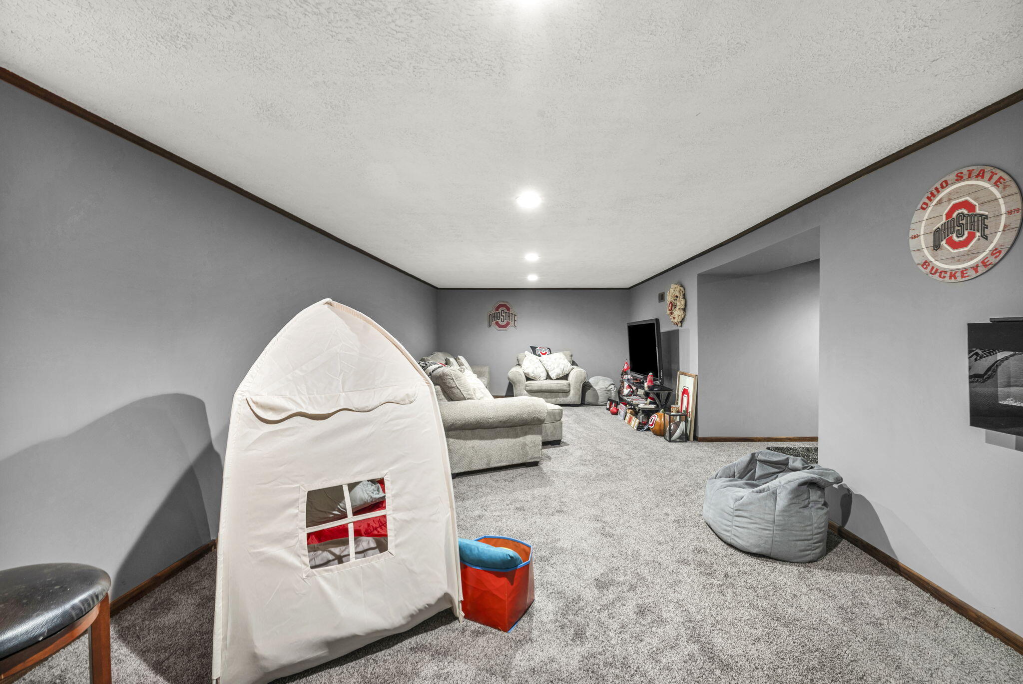 141 Camelot Drive, Urbana, Ohio 43078