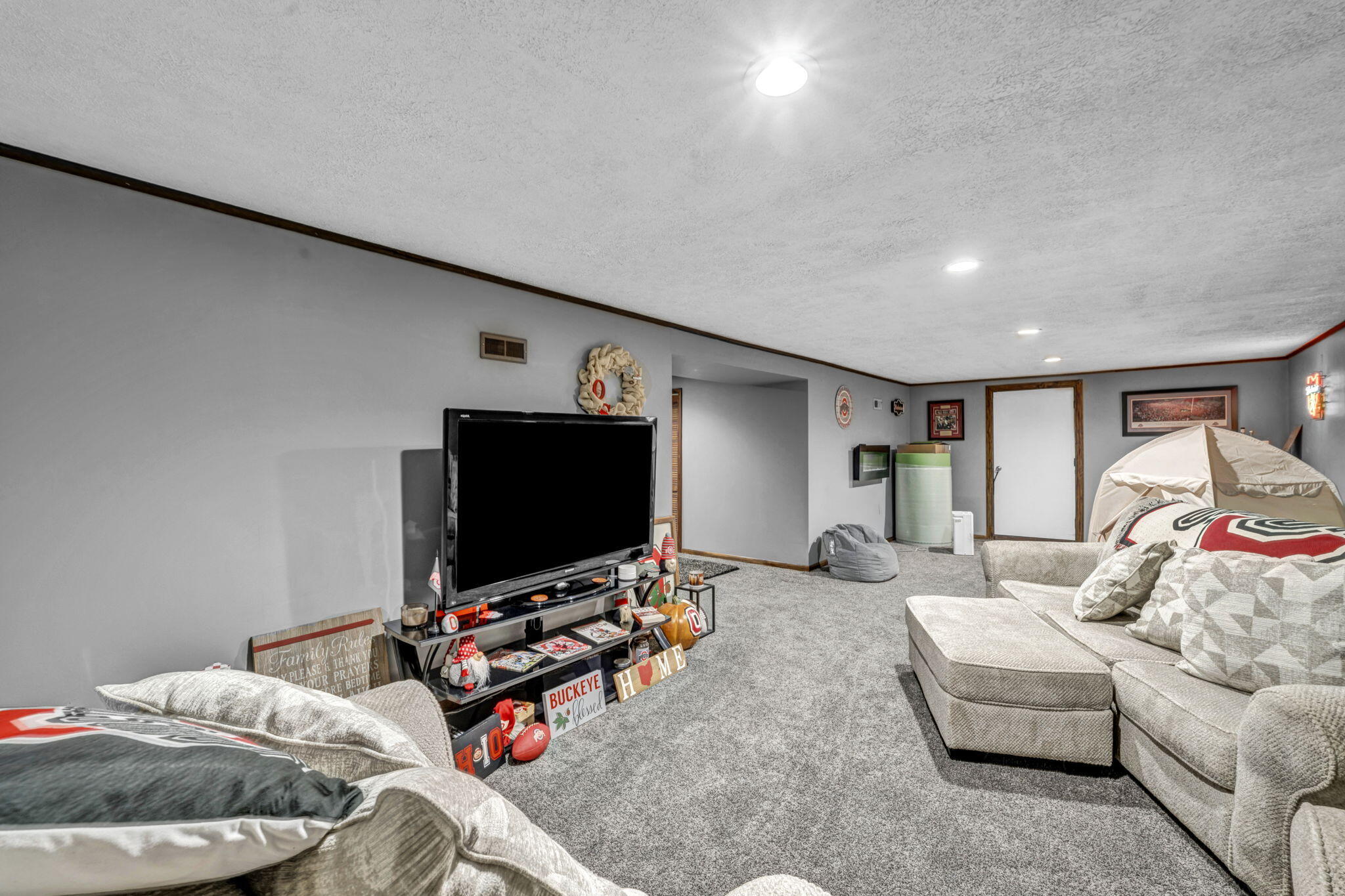 141 Camelot Drive, Urbana, Ohio 43078