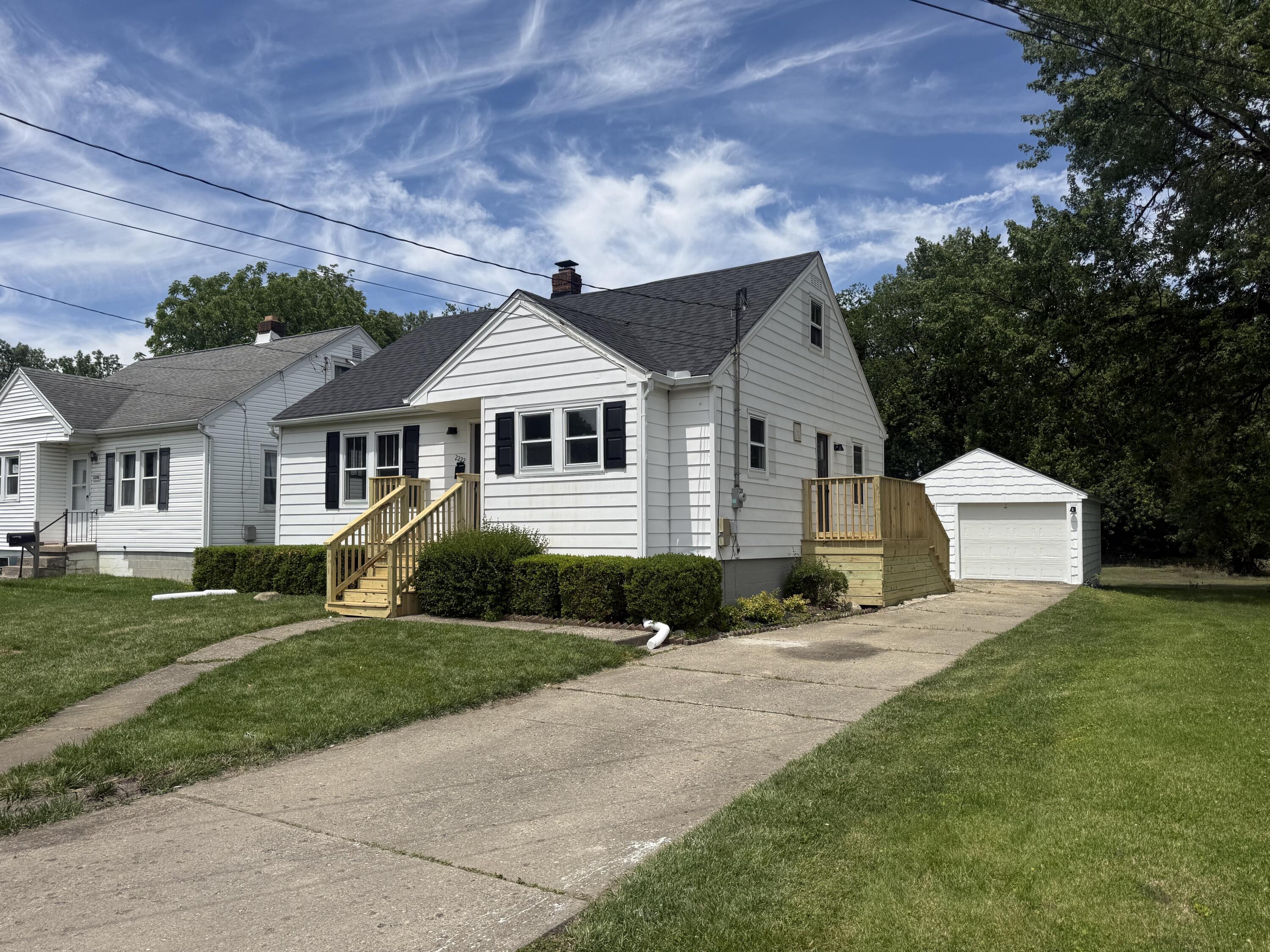 2222 Kenton Street, Springfield, Ohio 45505