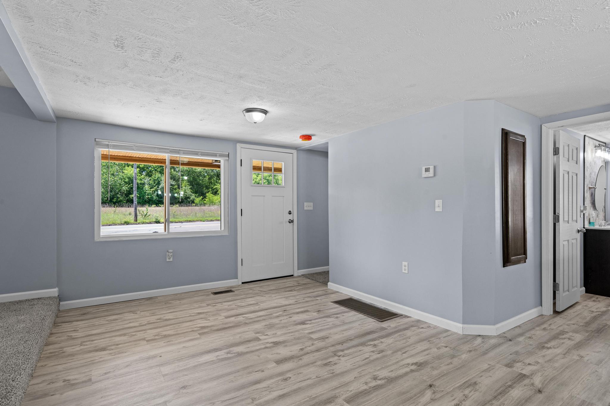 1920 Burnett Road, Springfield, Ohio 45505