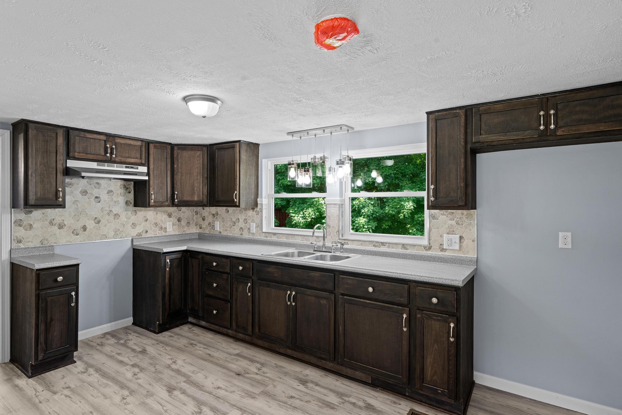 1920 Burnett Road, Springfield, Ohio 45505