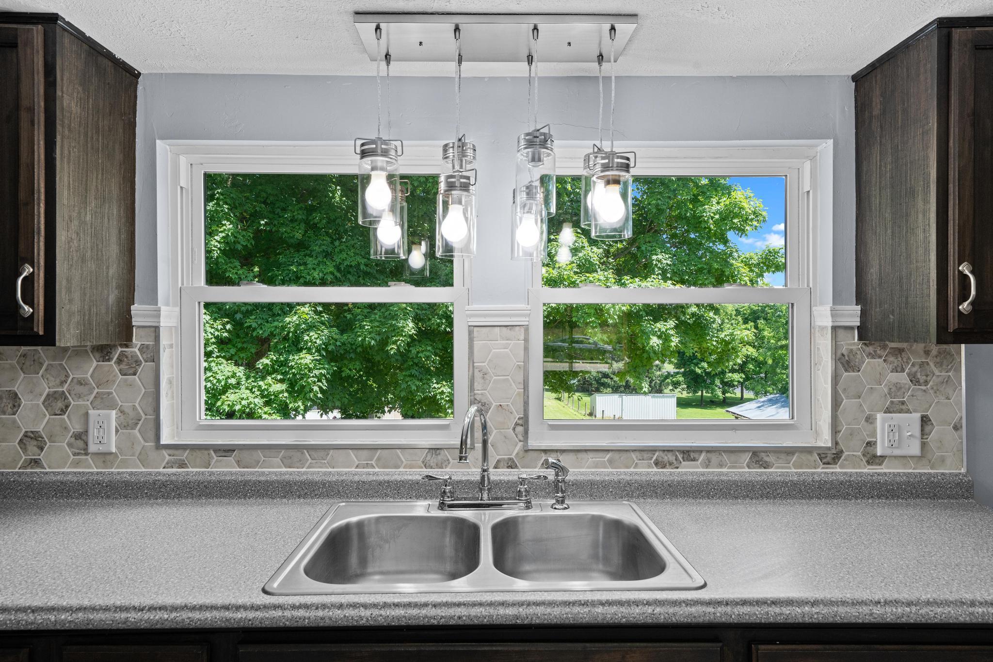 1920 Burnett Road, Springfield, Ohio 45505