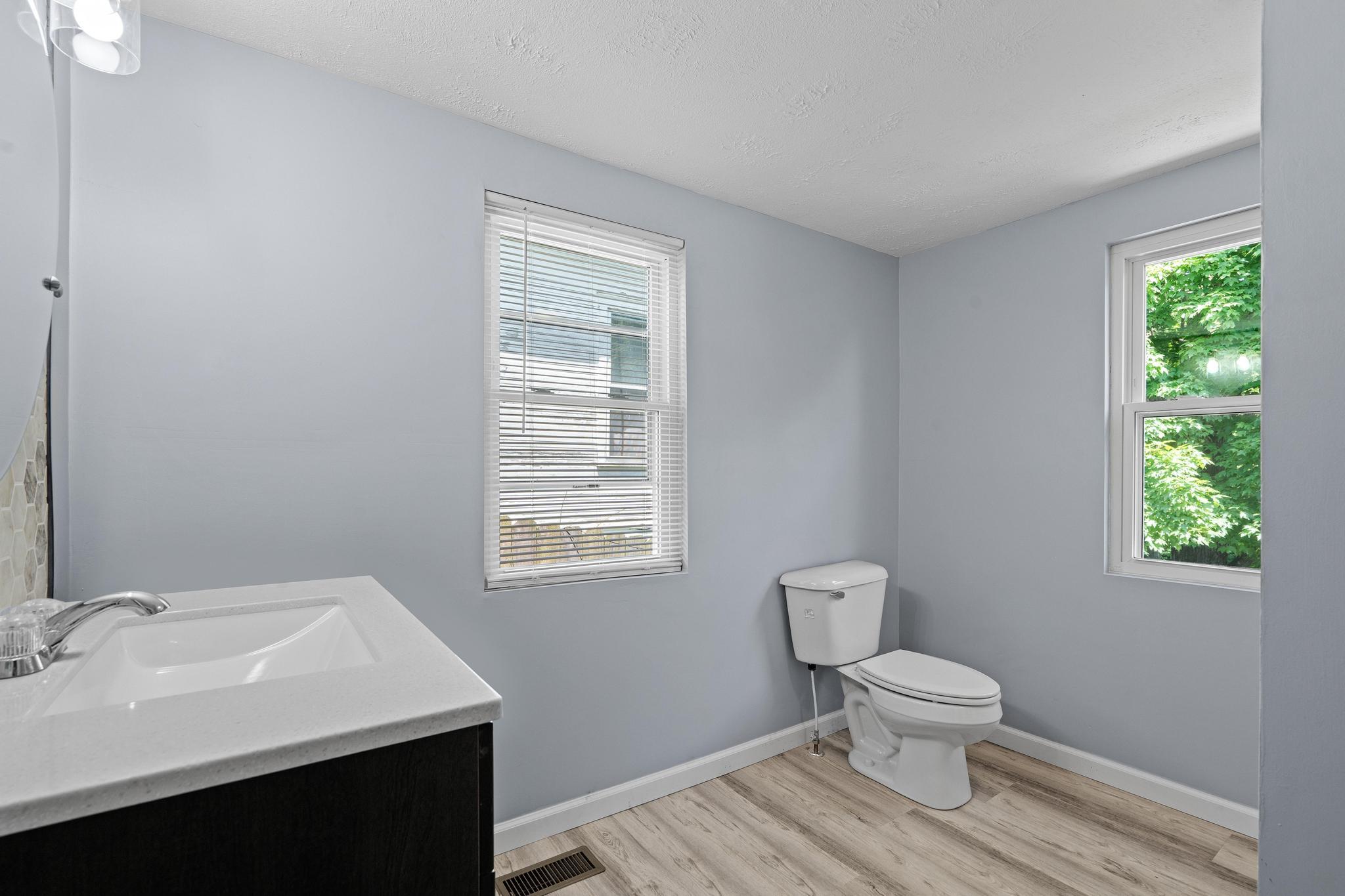 1920 Burnett Road, Springfield, Ohio 45505