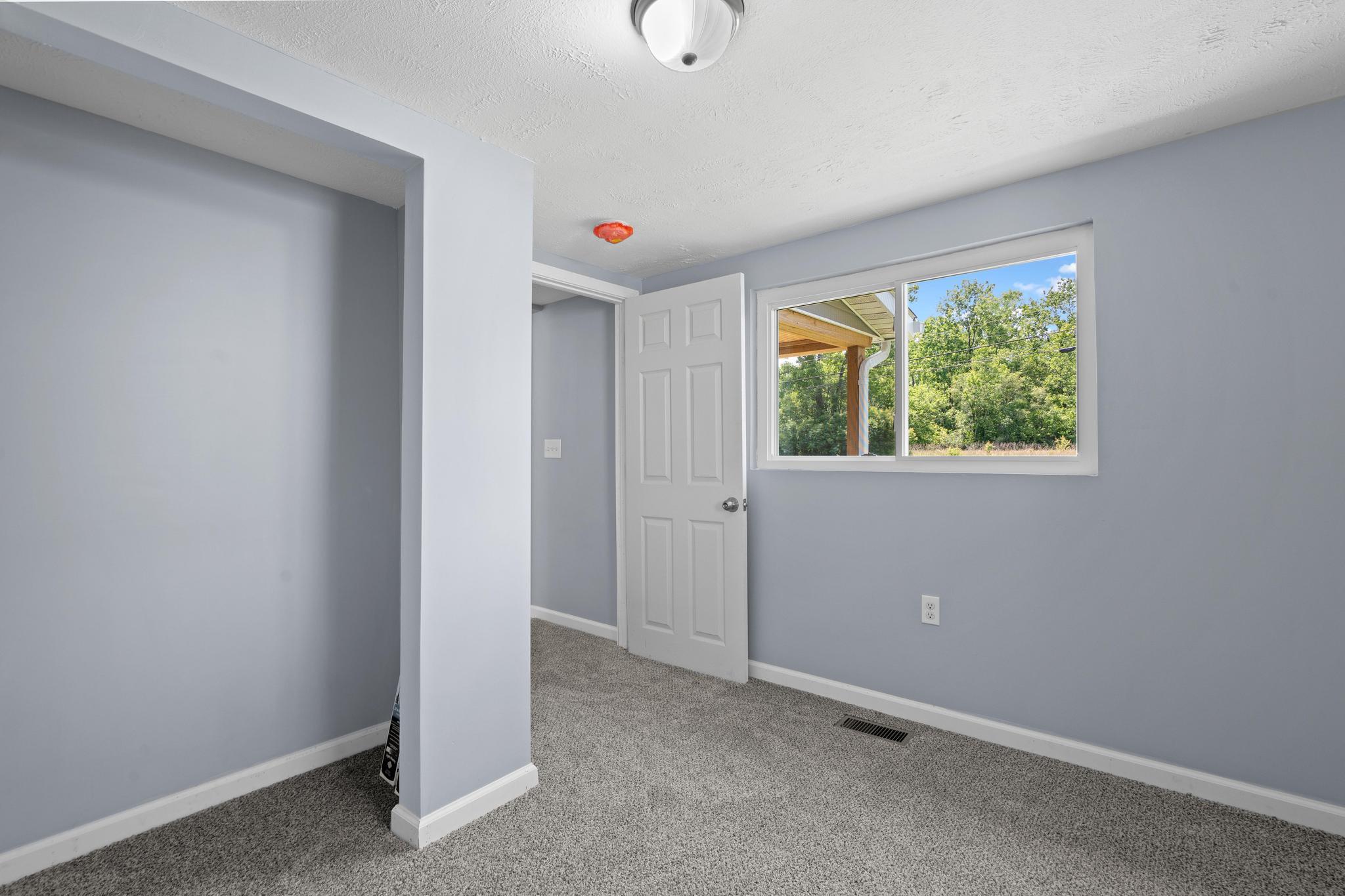 1920 Burnett Road, Springfield, Ohio 45505