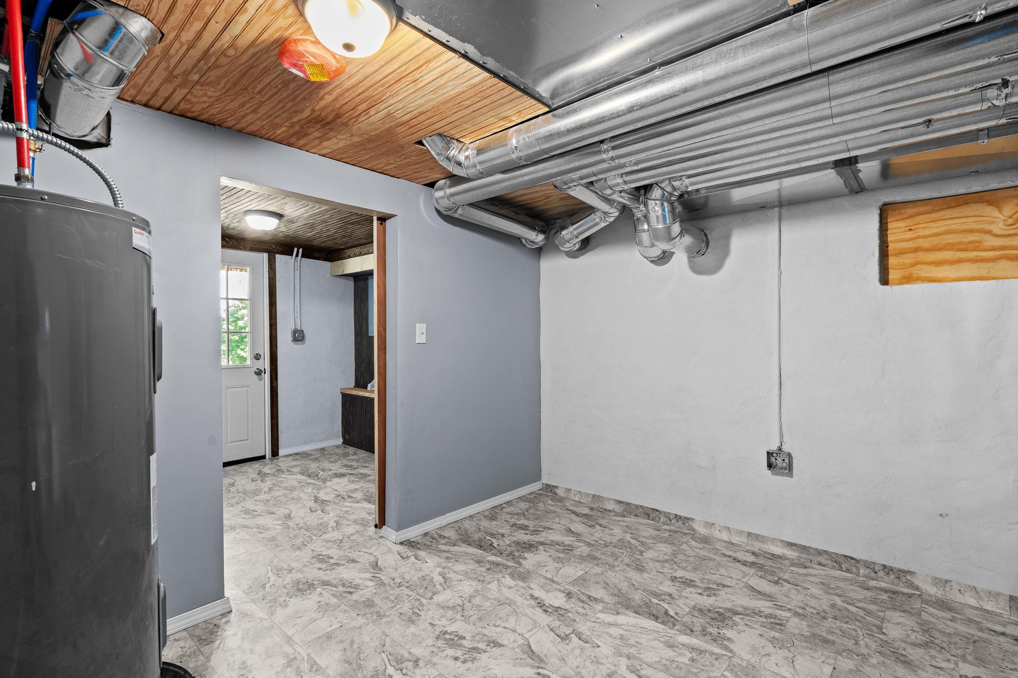 1920 Burnett Road, Springfield, Ohio 45505