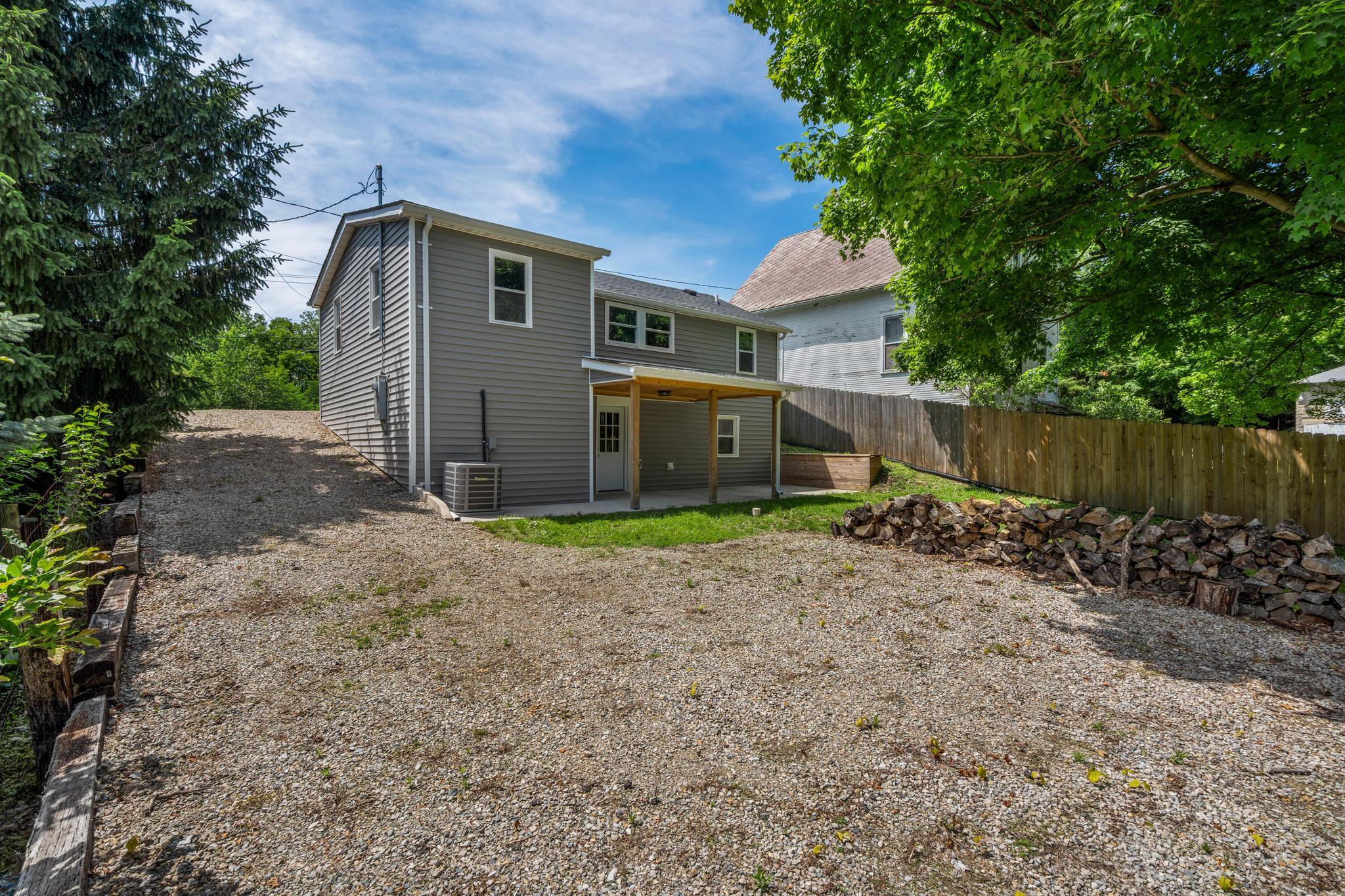 1920 Burnett Road, Springfield, Ohio 45505