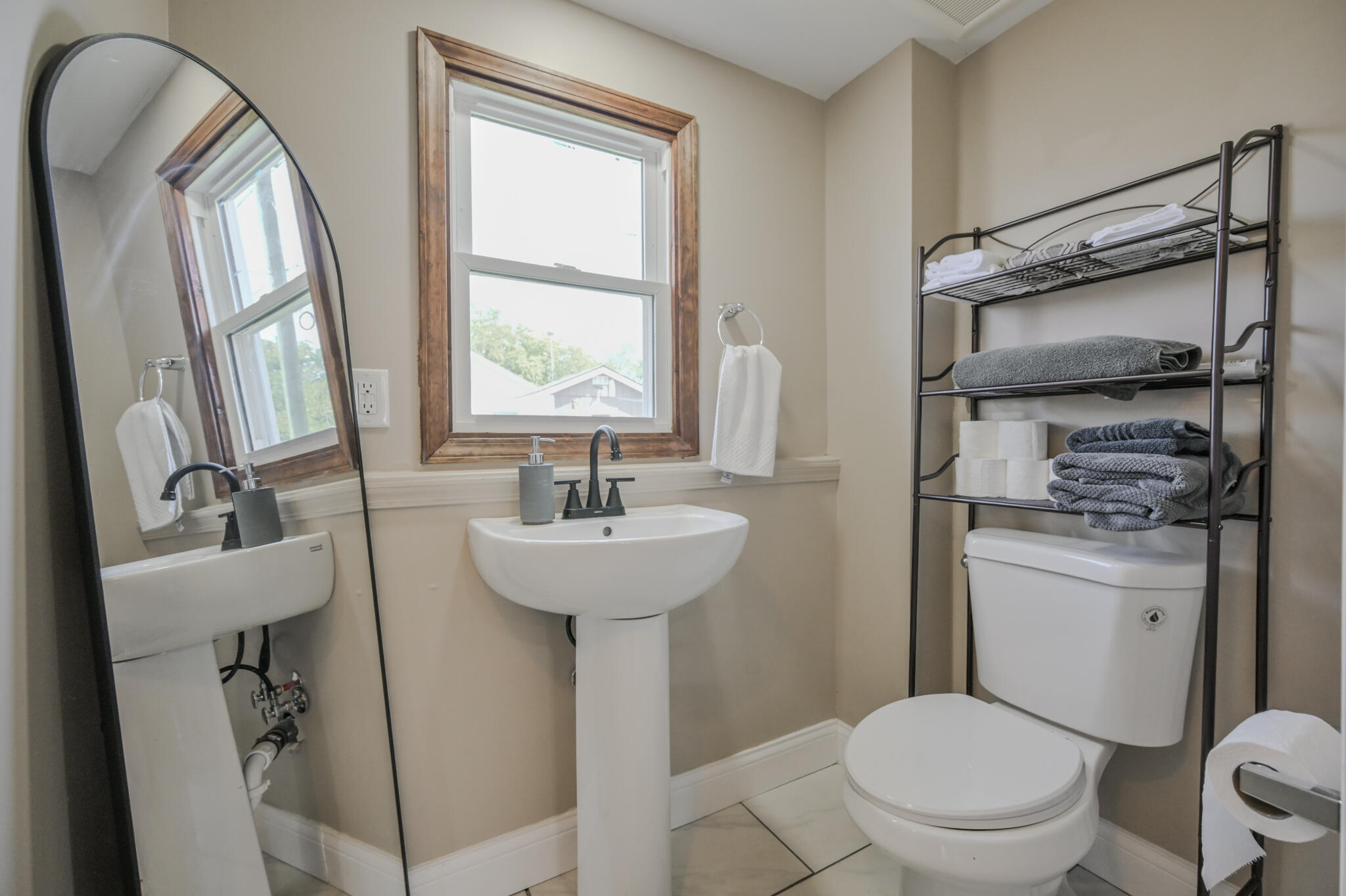 8960 Maple Street, Lakeview, Ohio 43331