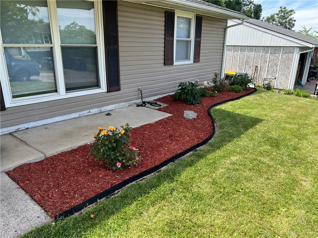 1213 Mayrose Drive, Dayton, Ohio 45449