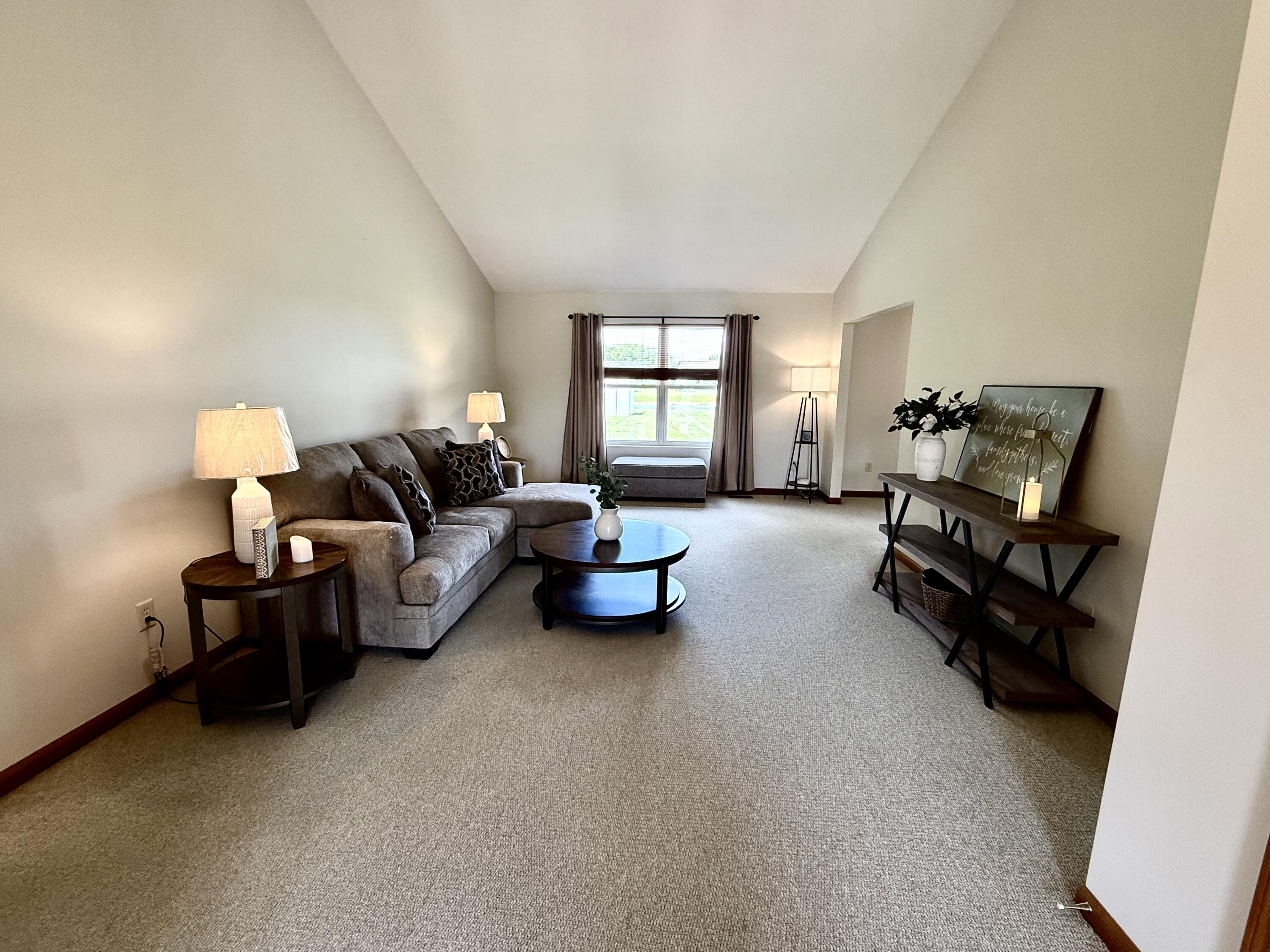 808 Lambert Drive, Piqua, Ohio 45356