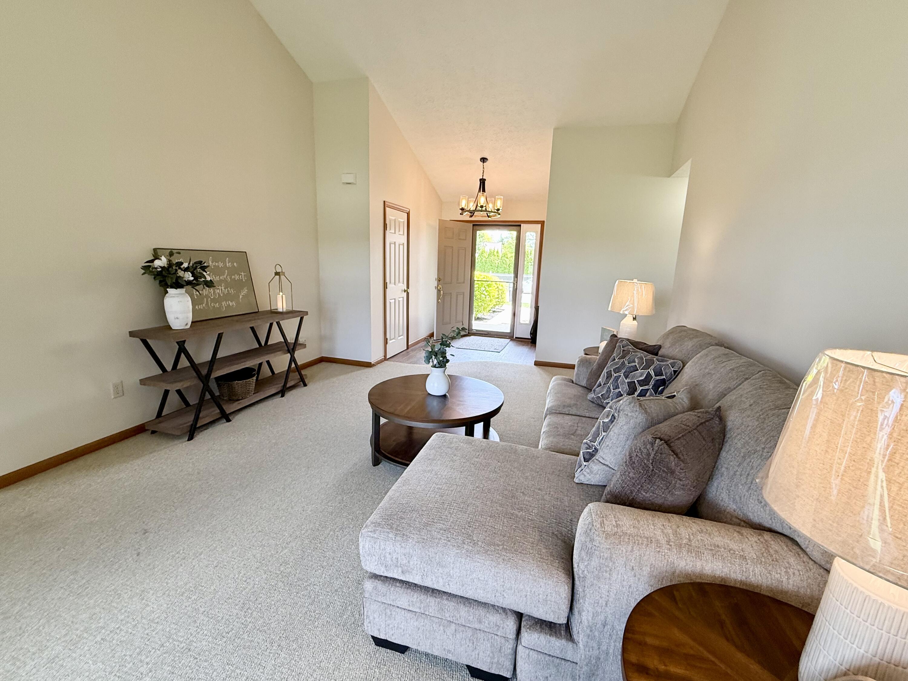 808 Lambert Drive, Piqua, Ohio 45356