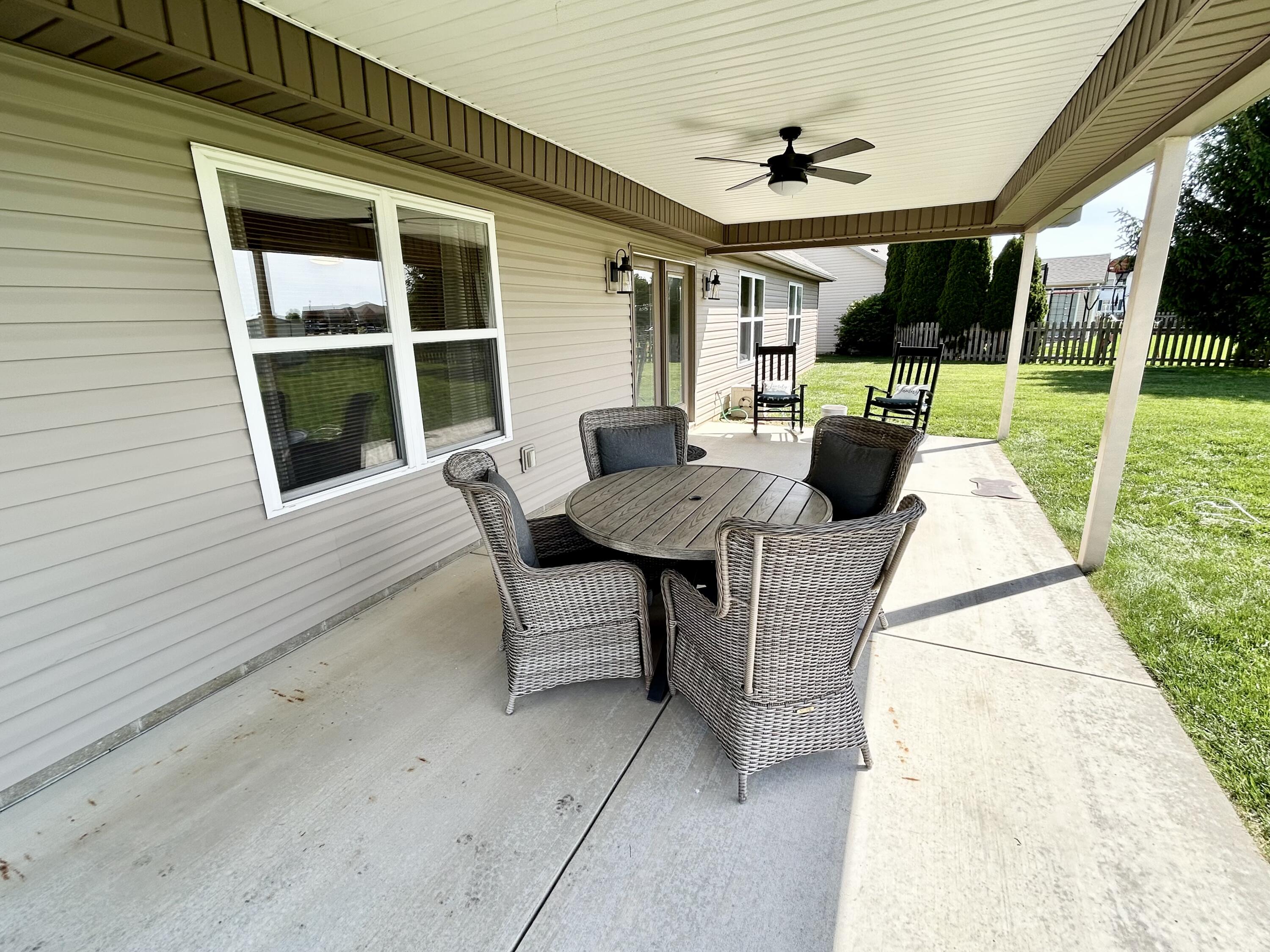 808 Lambert Drive, Piqua, Ohio 45356