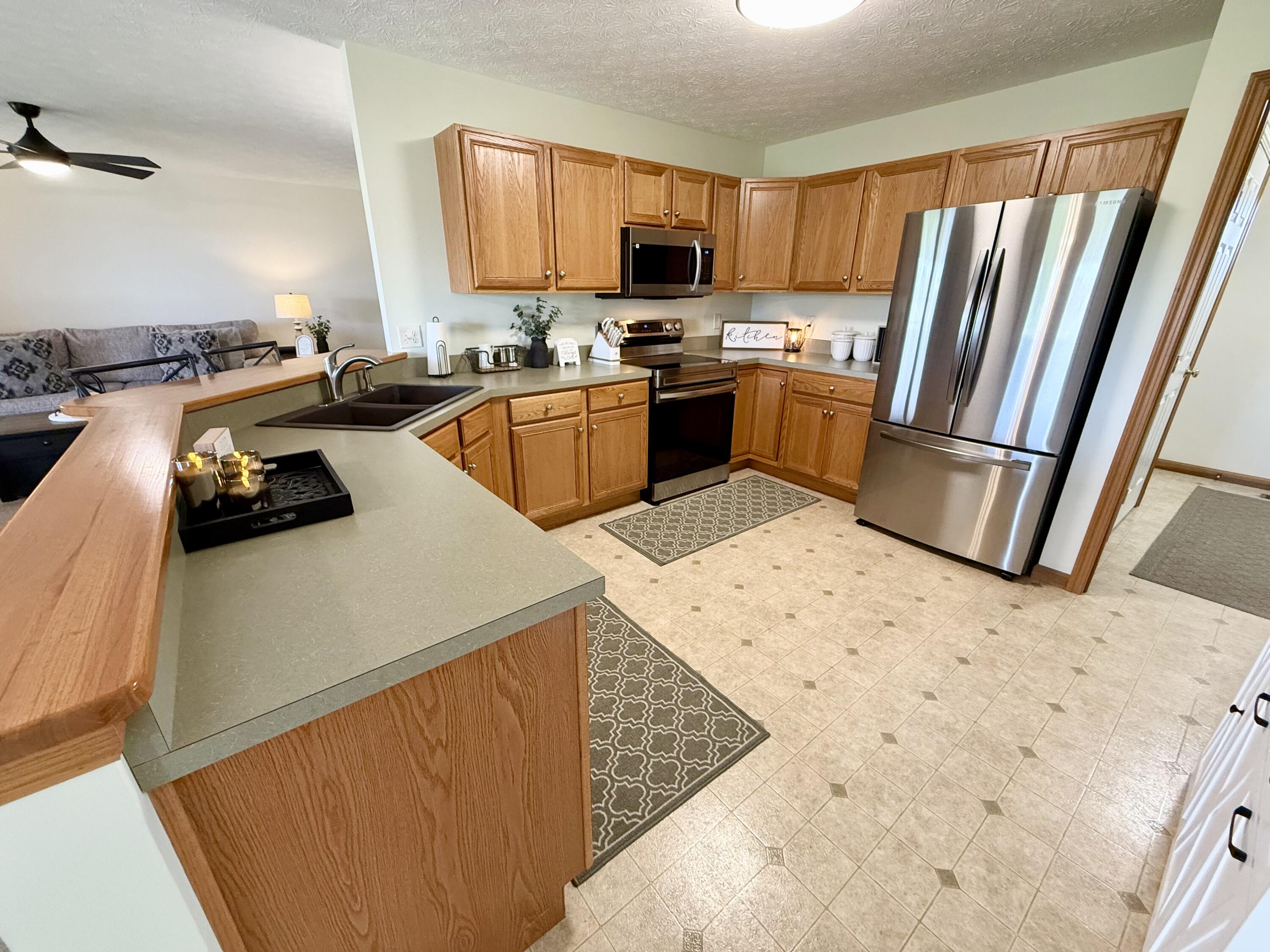 808 Lambert Drive, Piqua, Ohio 45356