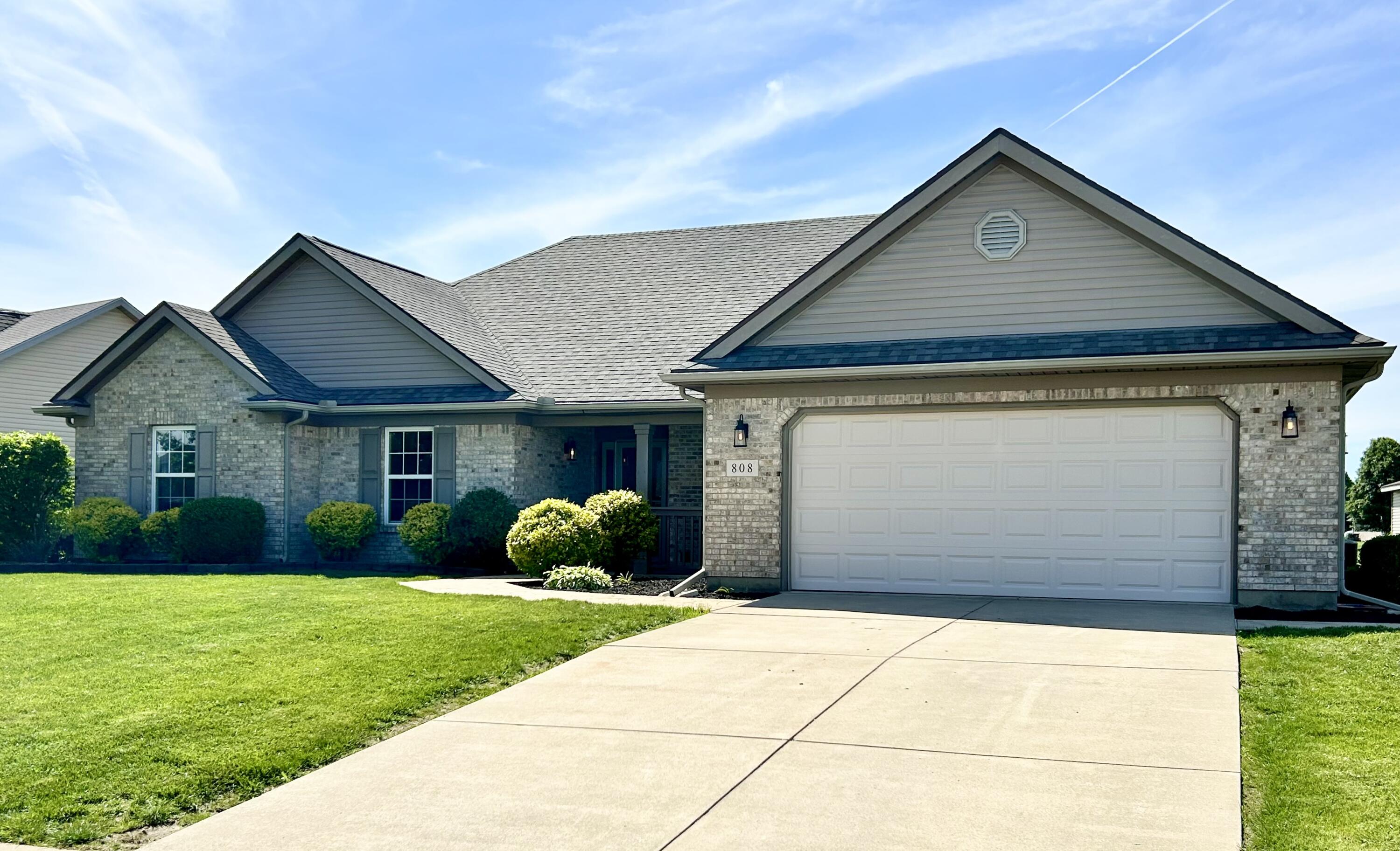808 Lambert Drive, Piqua, Ohio 45356
