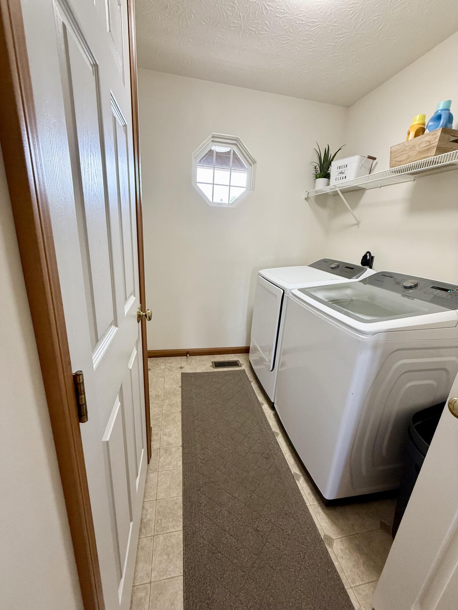808 Lambert Drive, Piqua, Ohio 45356