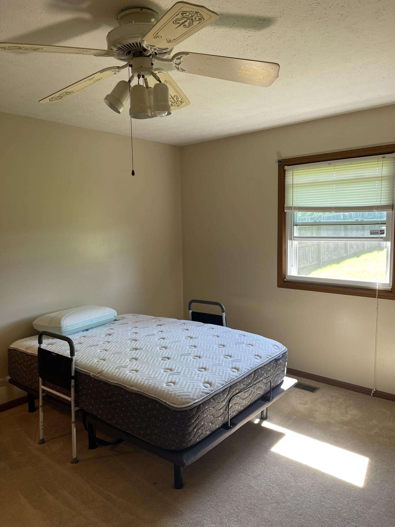 5427 Richmoor Road, Springfield, Ohio 45503
