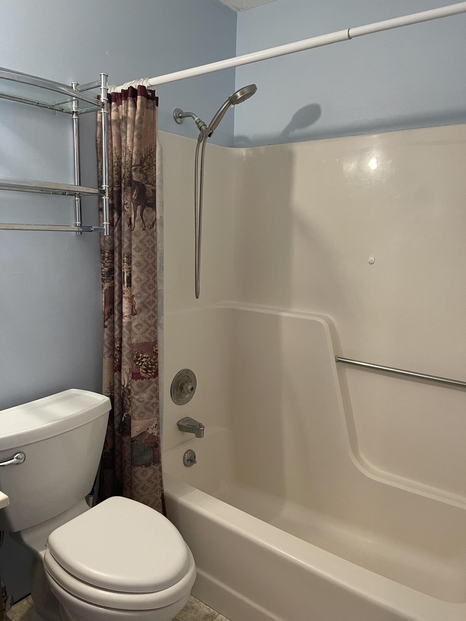 5427 Richmoor Road, Springfield, Ohio 45503