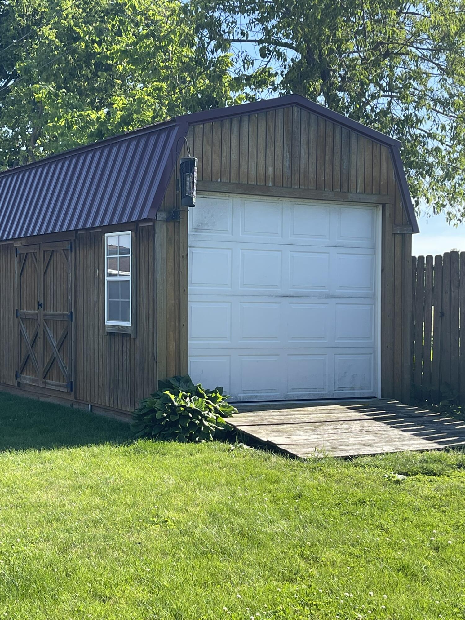 5427 Richmoor Road, Springfield, Ohio 45503