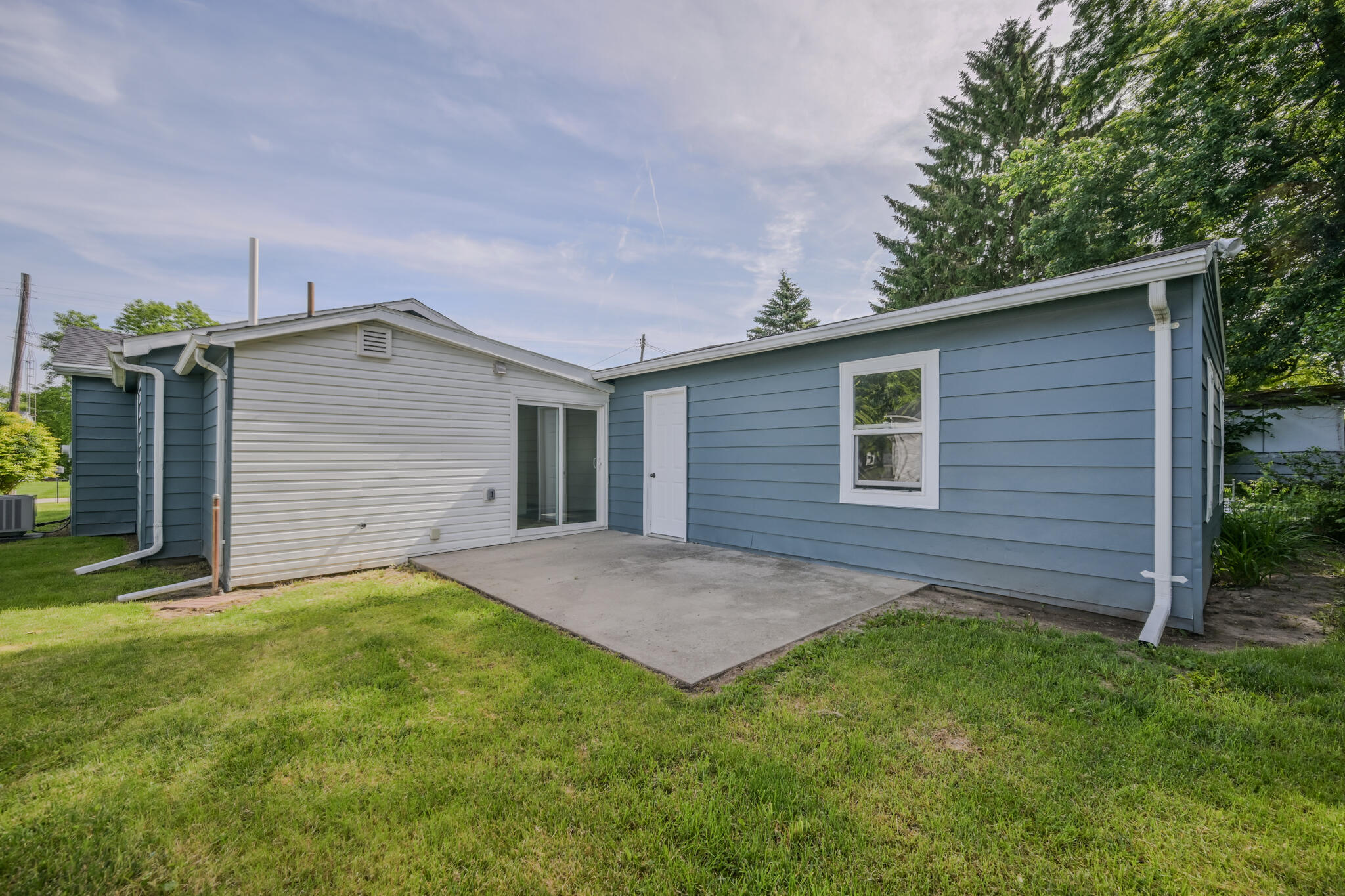 106 1st Street, Fletcher, Ohio 45326