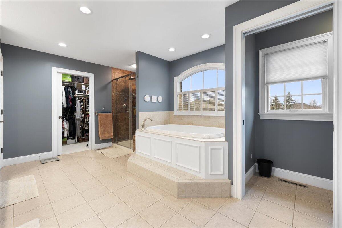 1162 Ontario Court, Sidney, Ohio 45365