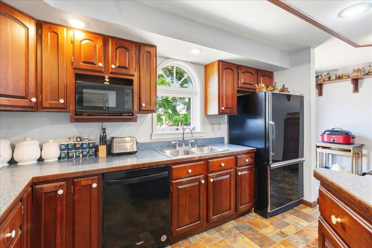 420 Madriver Street, Bellefontaine, Ohio 43311